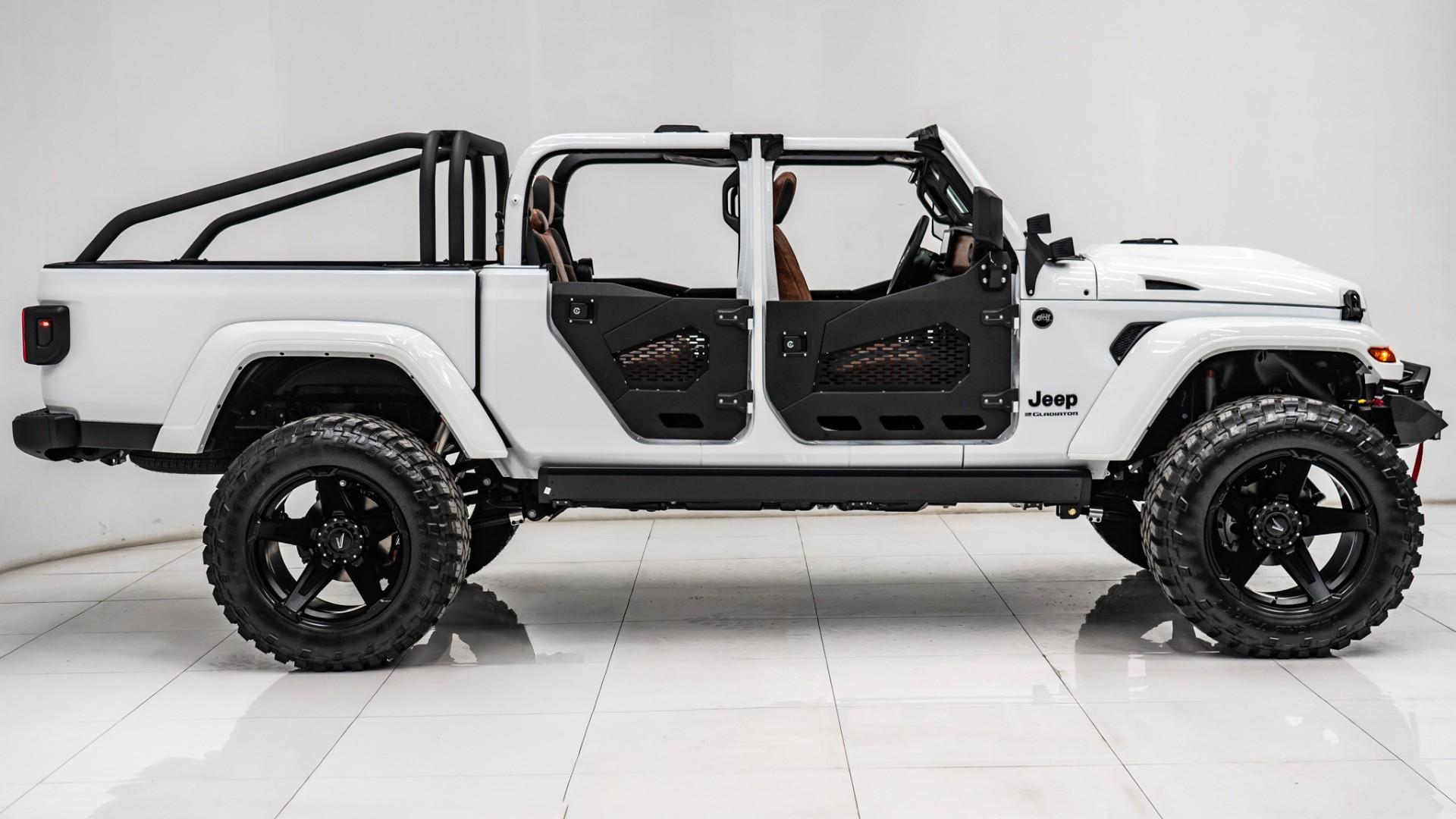 2025 JEEP GLADIATOR in White, photo 10 of 57