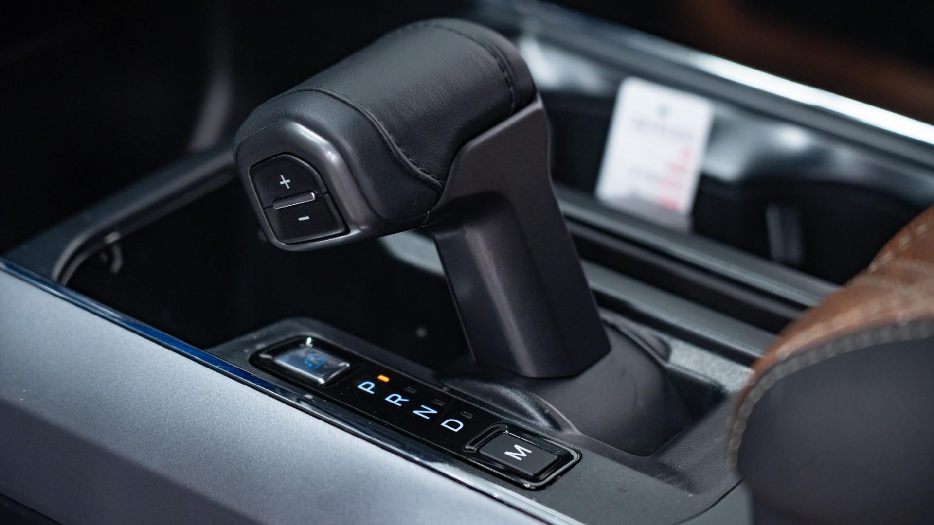 2025 FORD F-150 in Black, photo 58 of 60