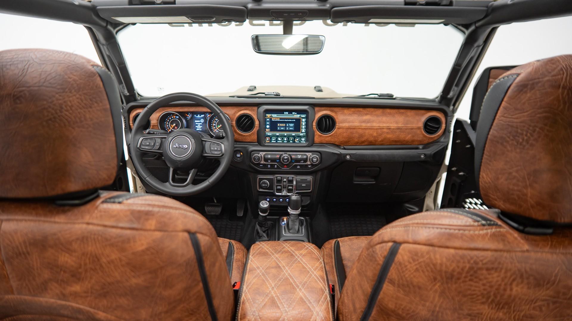 2023 JEEP GLADIATOR in Tan, photo 38 of 59