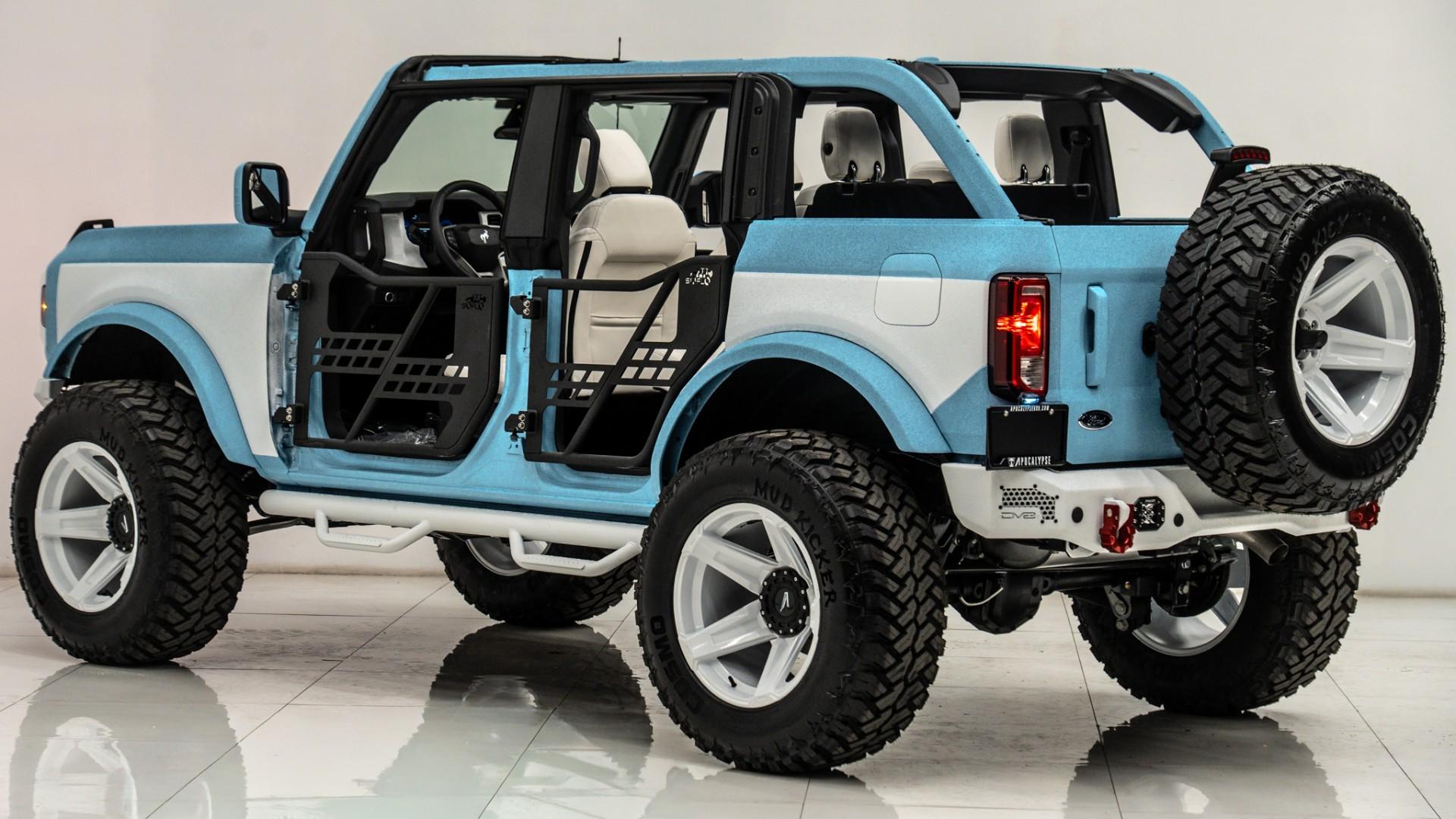 2025 FORD BRONCO in Blue, photo 13 of 60