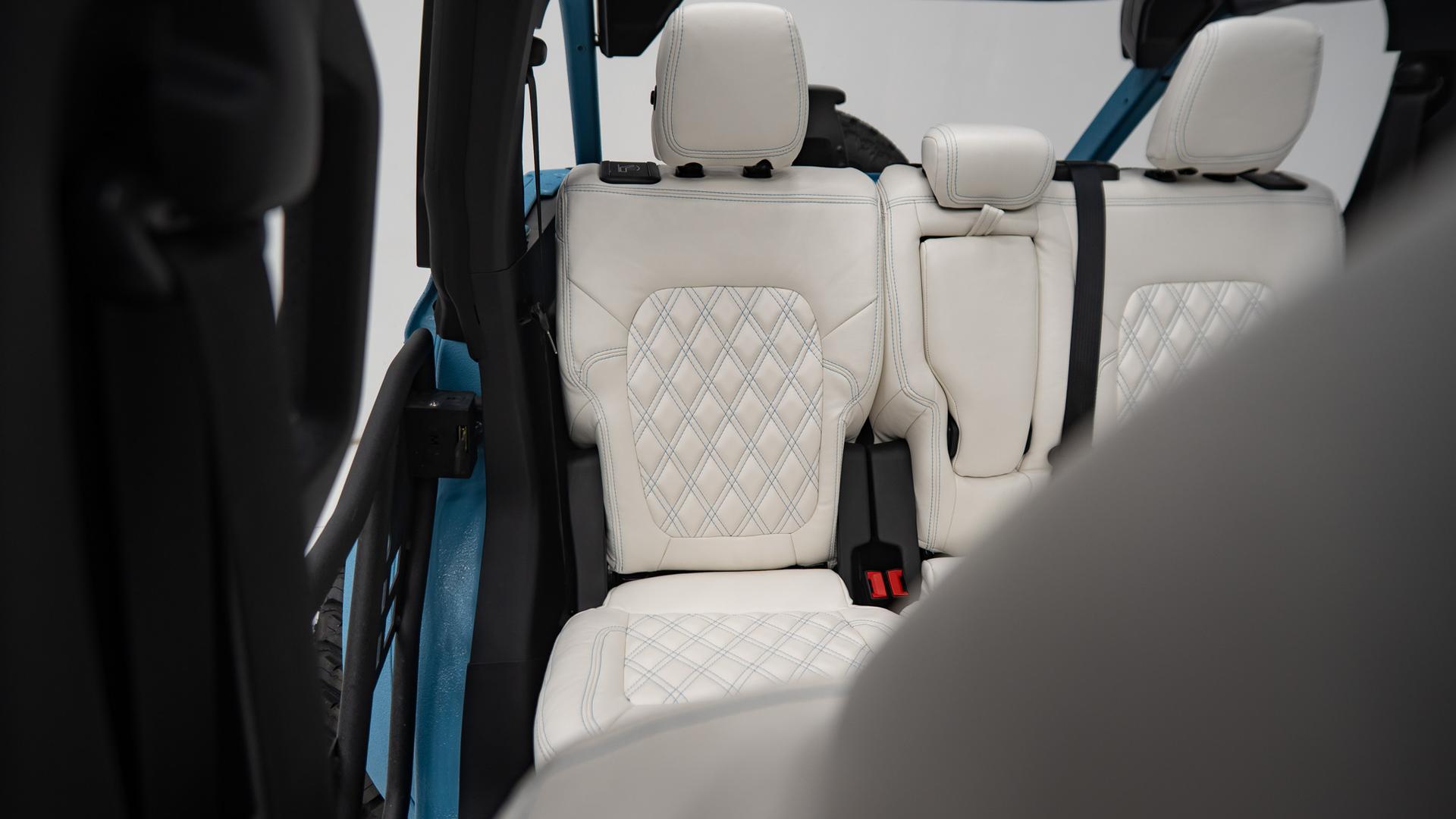2025 FORD BRONCO in Blue, photo 53 of 60