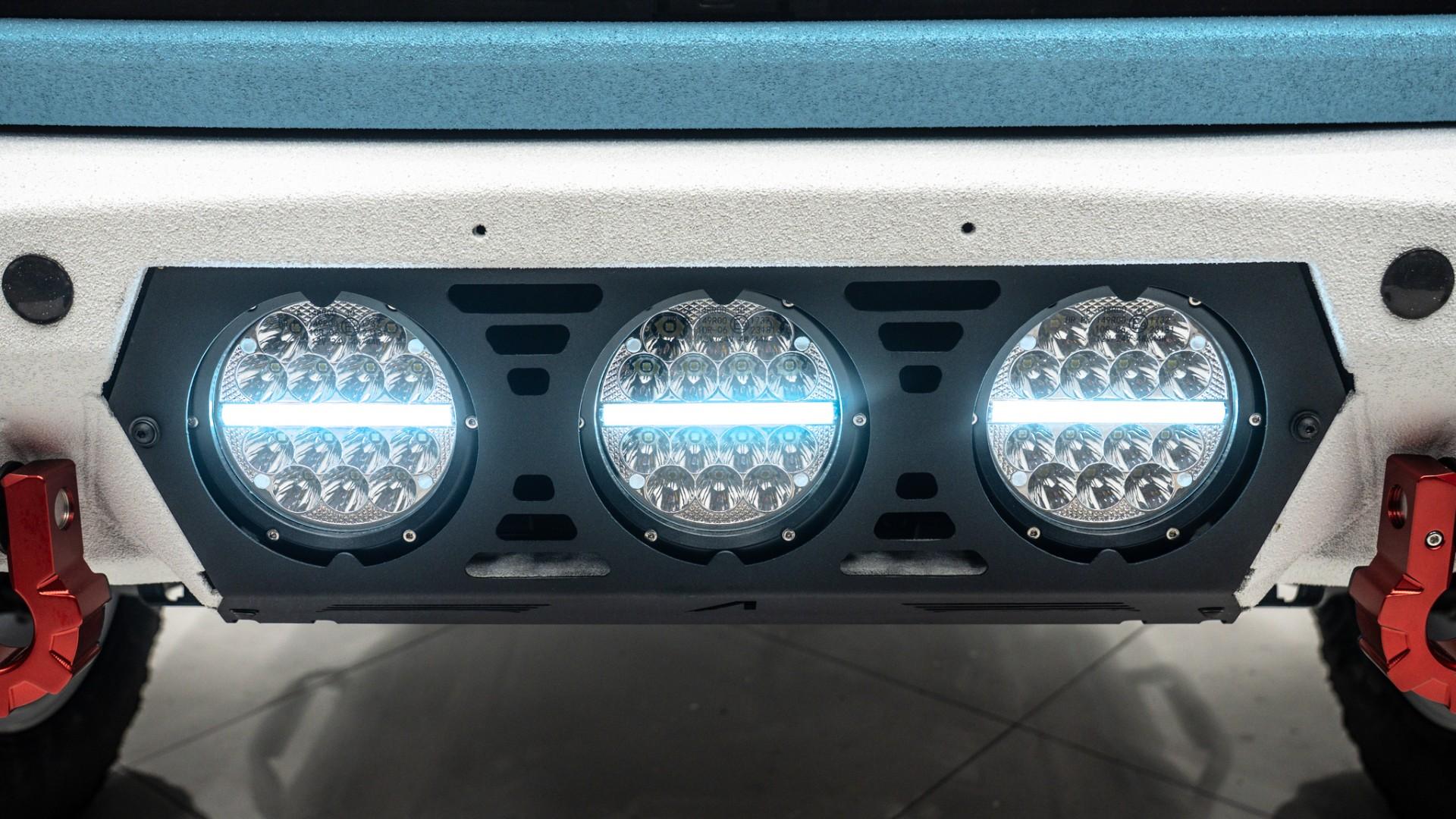 2025 FORD BRONCO in Blue, photo 20 of 60