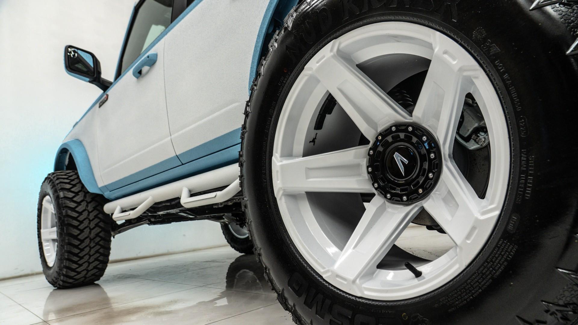 2025 FORD BRONCO in Blue, photo 28 of 60