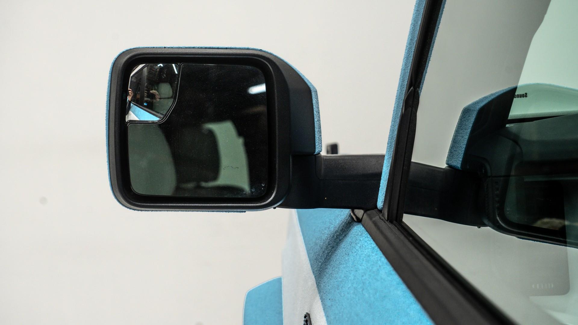 2025 FORD BRONCO in Blue, photo 29 of 60