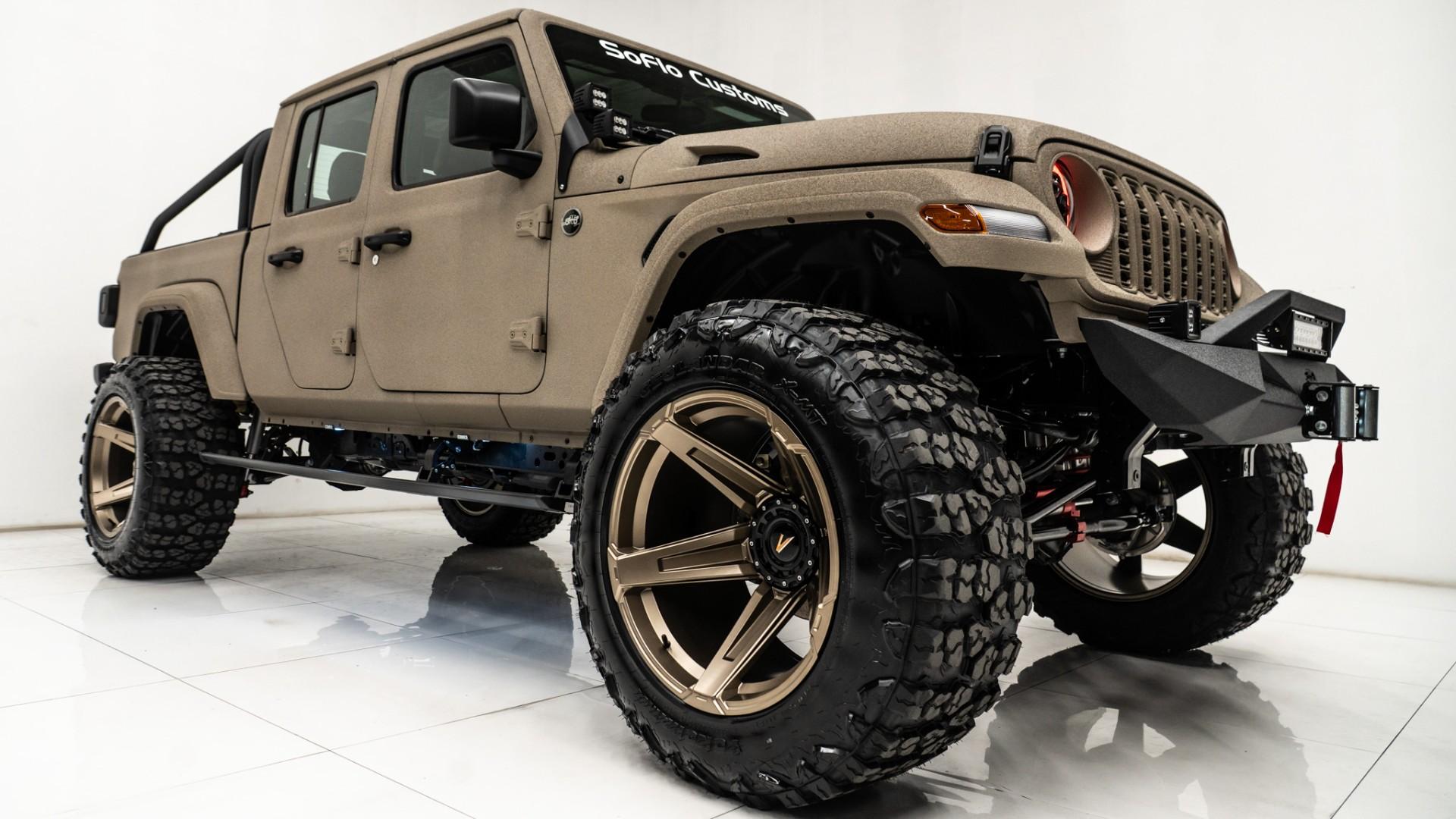 2025 JEEP GLADIATOR in Tan, photo 7 of 60