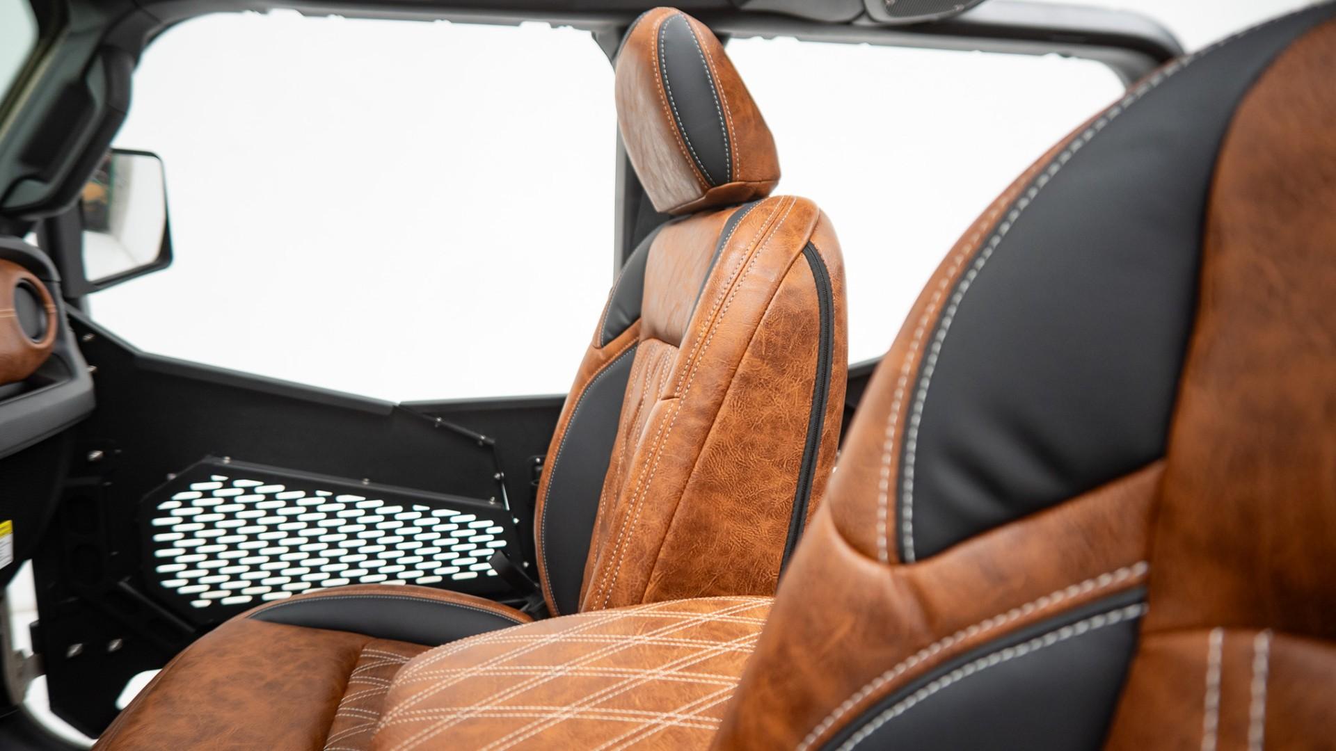 2025 JEEP GLADIATOR in Tan, photo 53 of 60