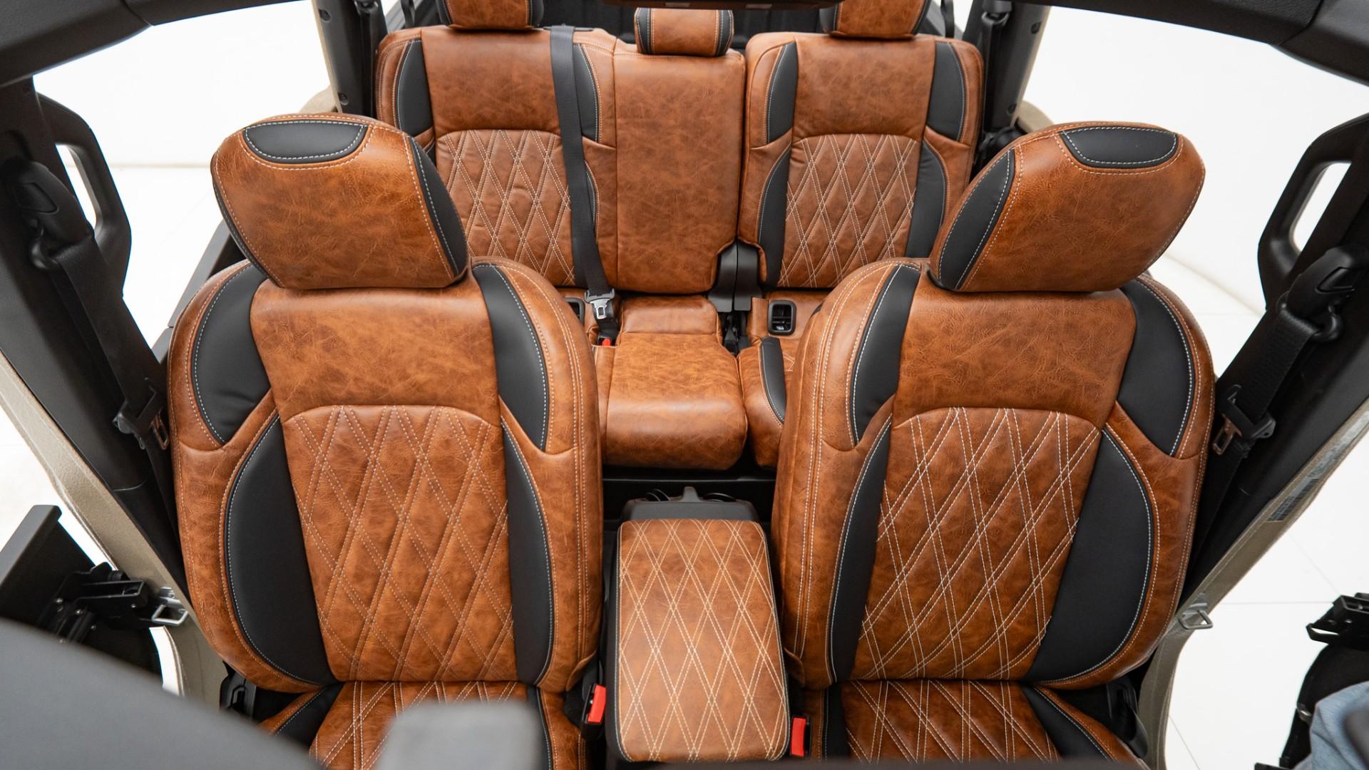 2025 JEEP GLADIATOR in Tan, photo 45 of 60