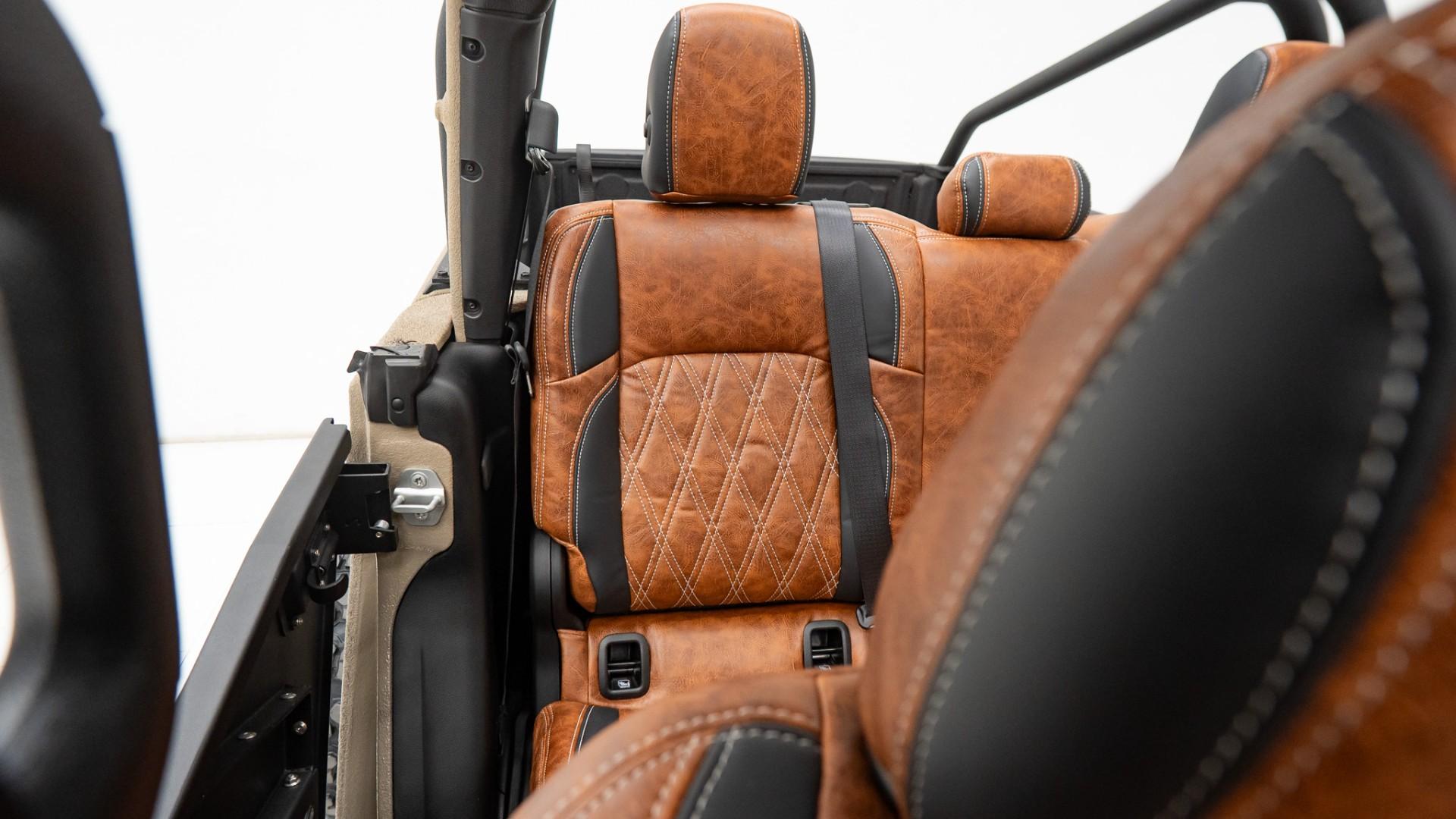 2025 JEEP GLADIATOR in Tan, photo 57 of 60
