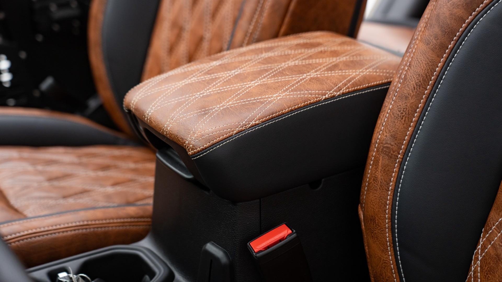 2025 JEEP GLADIATOR in Tan, photo 54 of 60