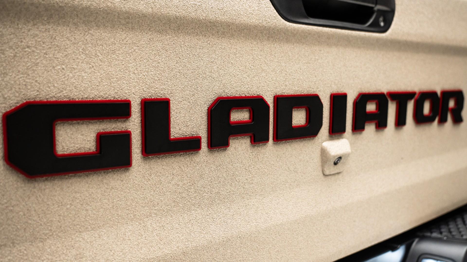 2025 JEEP GLADIATOR in Tan, photo 36 of 60