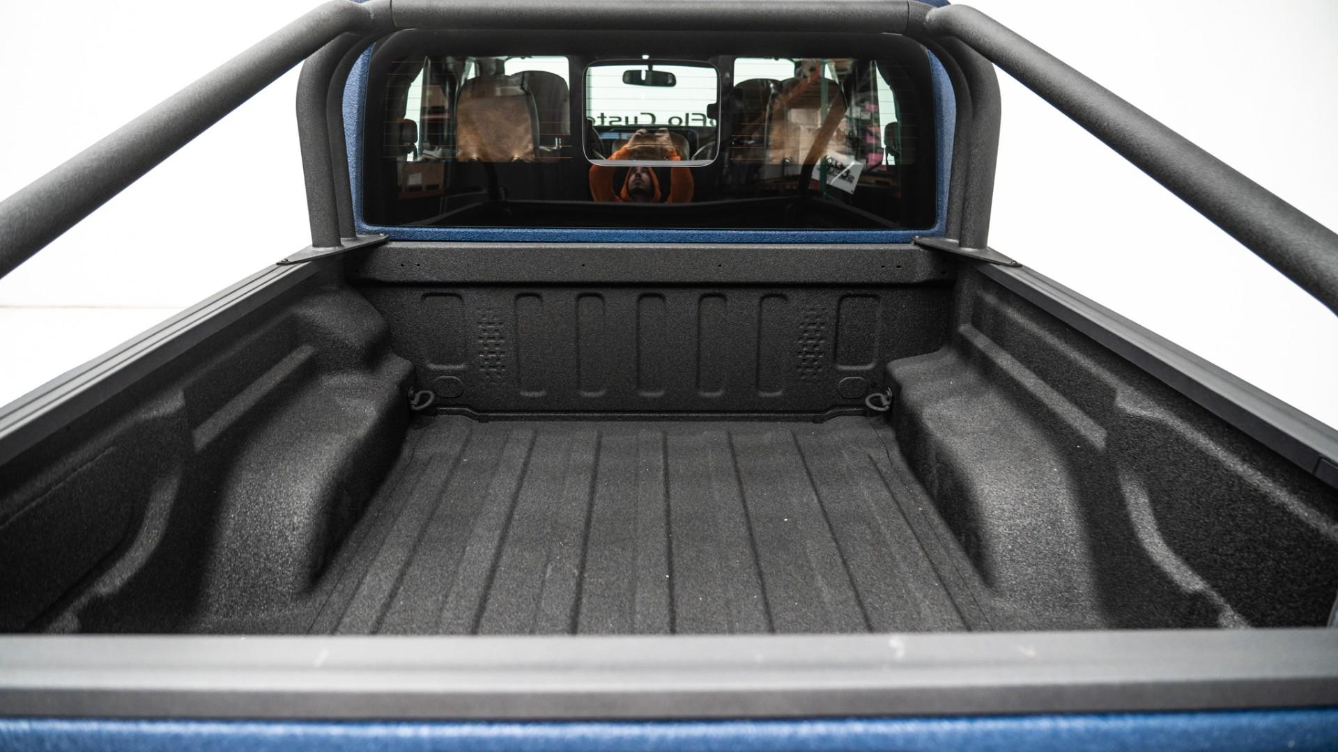 2025 JEEP GLADIATOR in Blue, photo 32 of 60