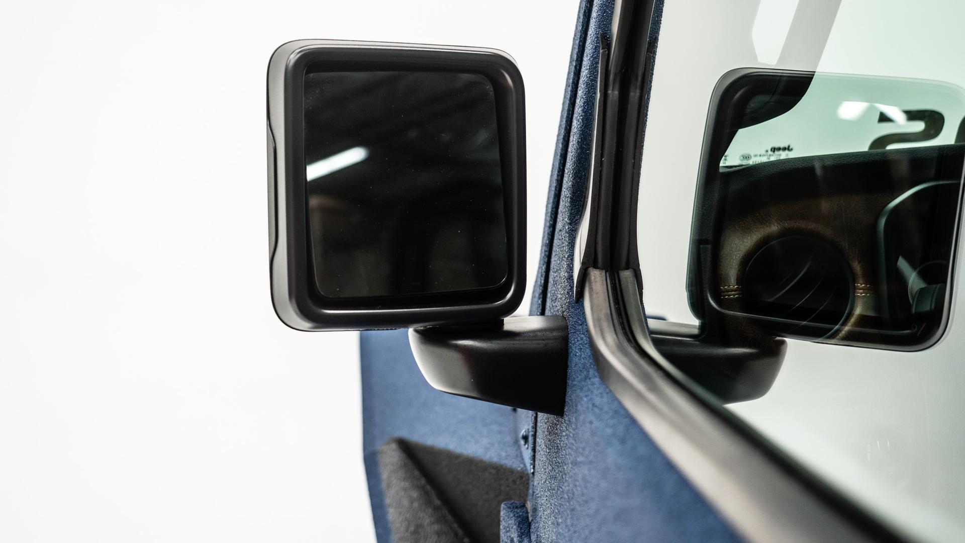 2025 JEEP GLADIATOR in Blue, photo 28 of 60