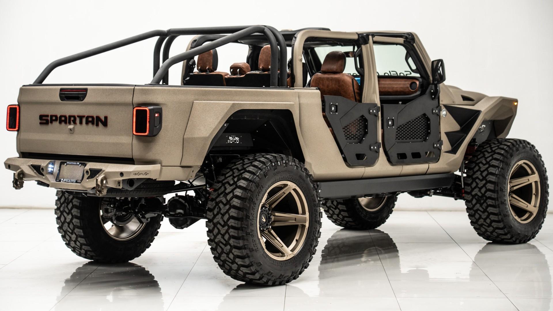2025 JEEP GLADIATOR in Tan, photo 12 of 59