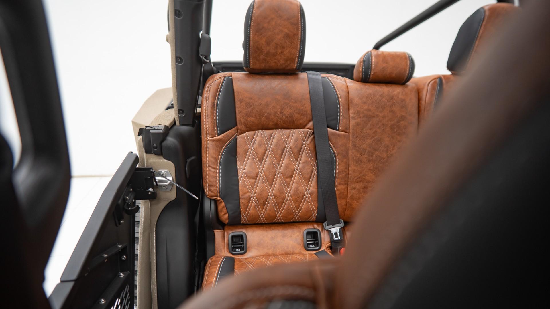 2025 JEEP GLADIATOR in Tan, photo 53 of 59