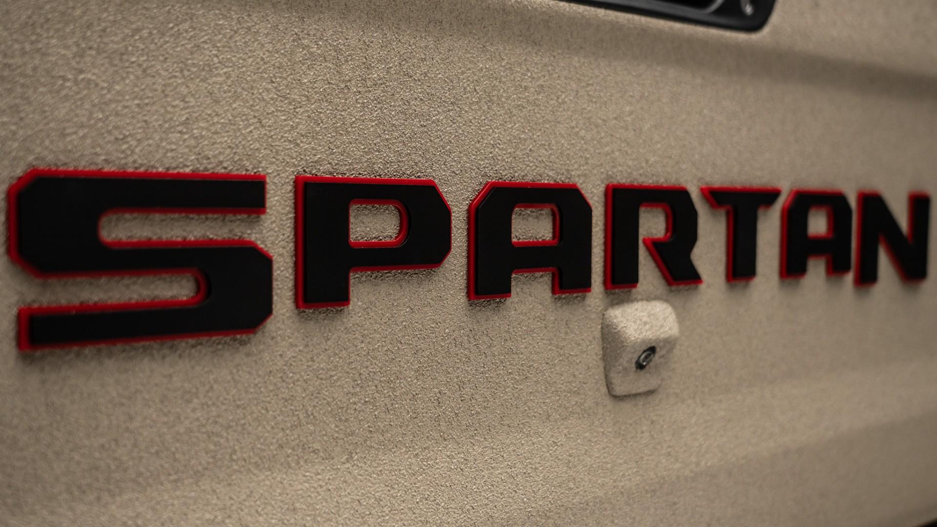 2025 JEEP GLADIATOR in Tan, photo 32 of 59