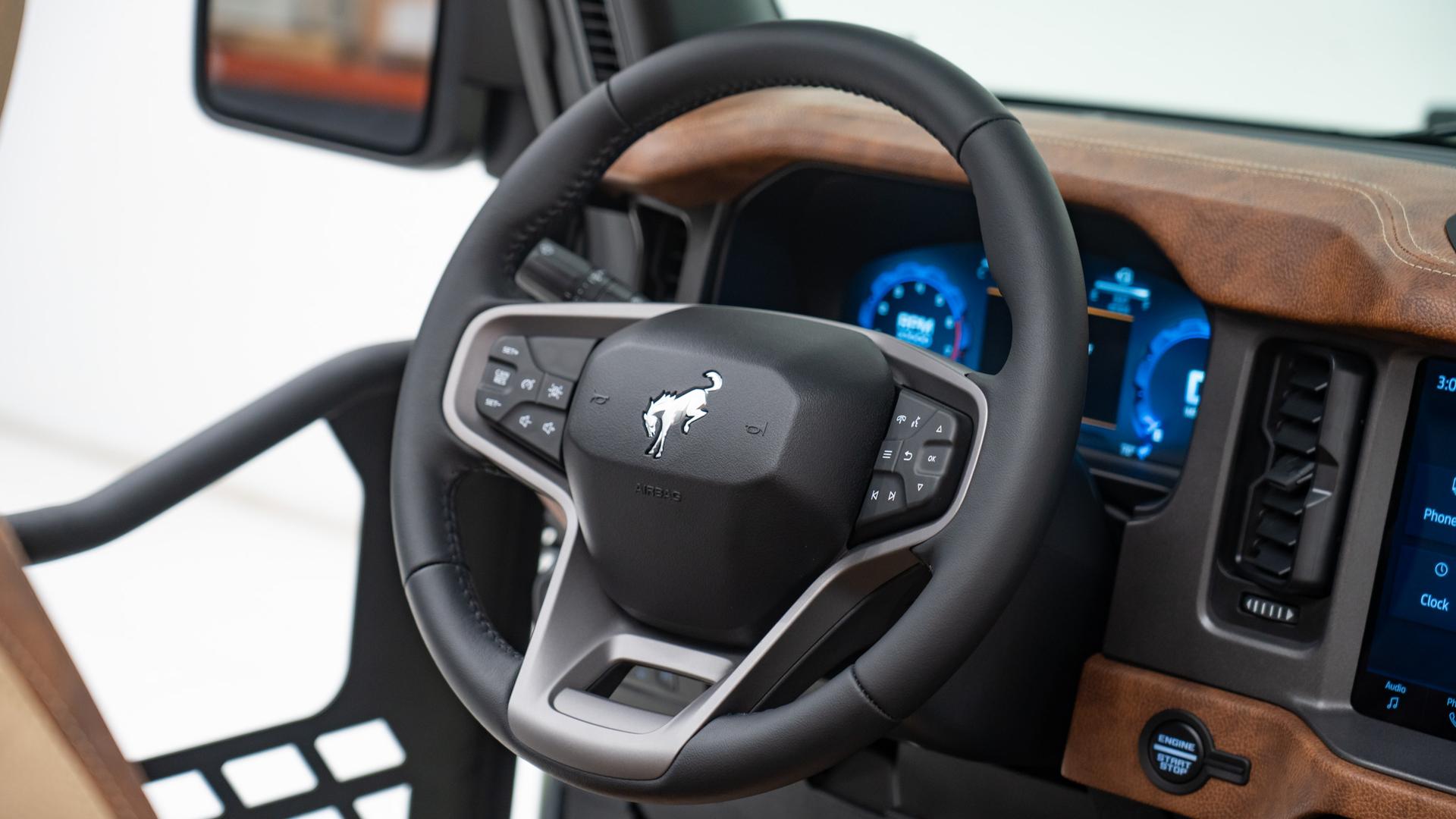 2025 FORD BRONCO in Green, photo 38 of 56