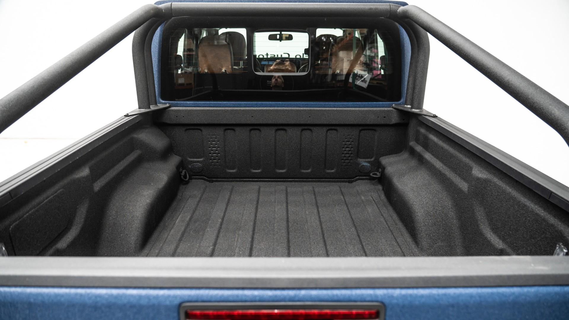2025 JEEP GLADIATOR in Blue, photo 31 of 60
