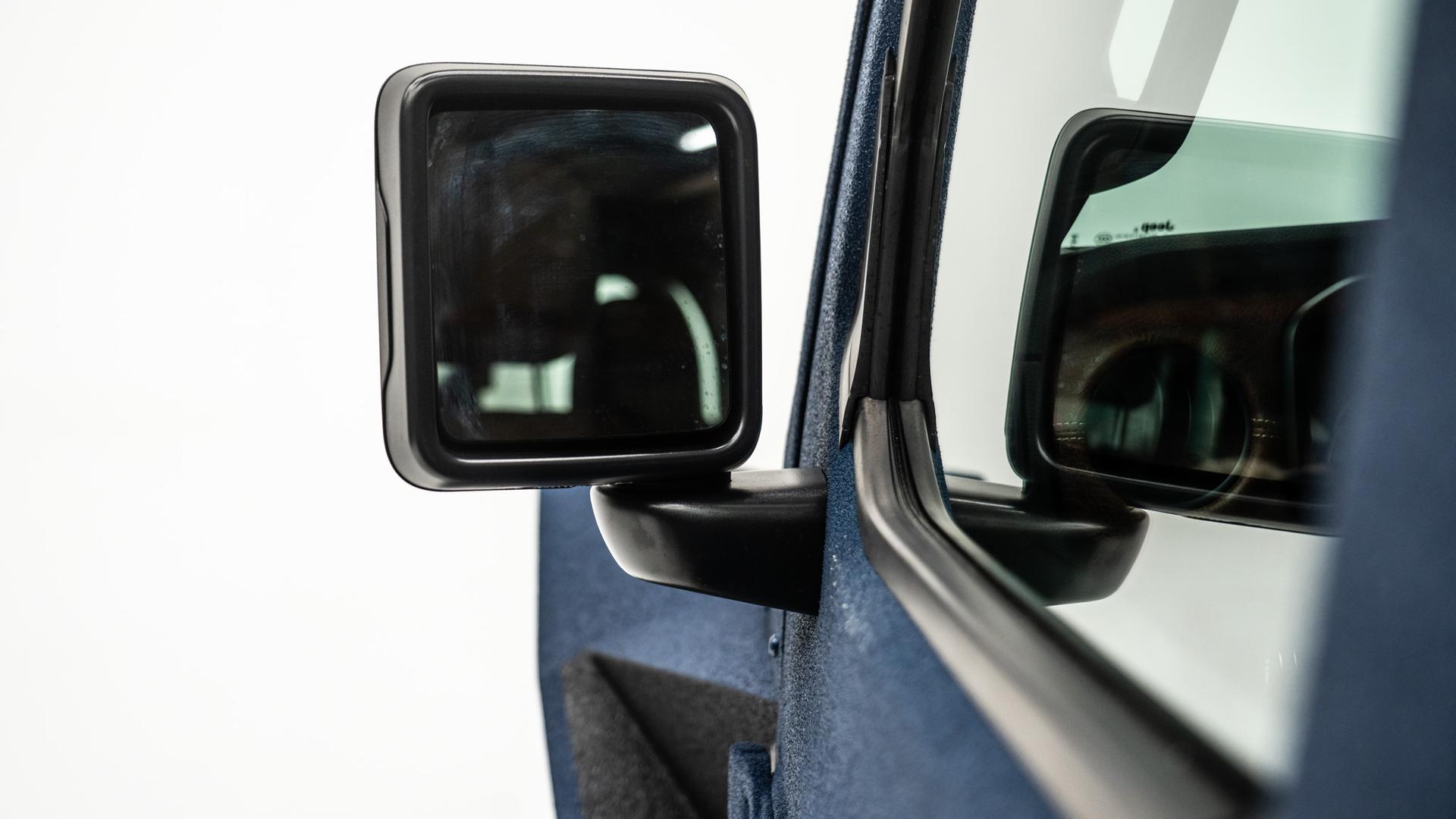 2025 JEEP GLADIATOR in Blue, photo 27 of 60
