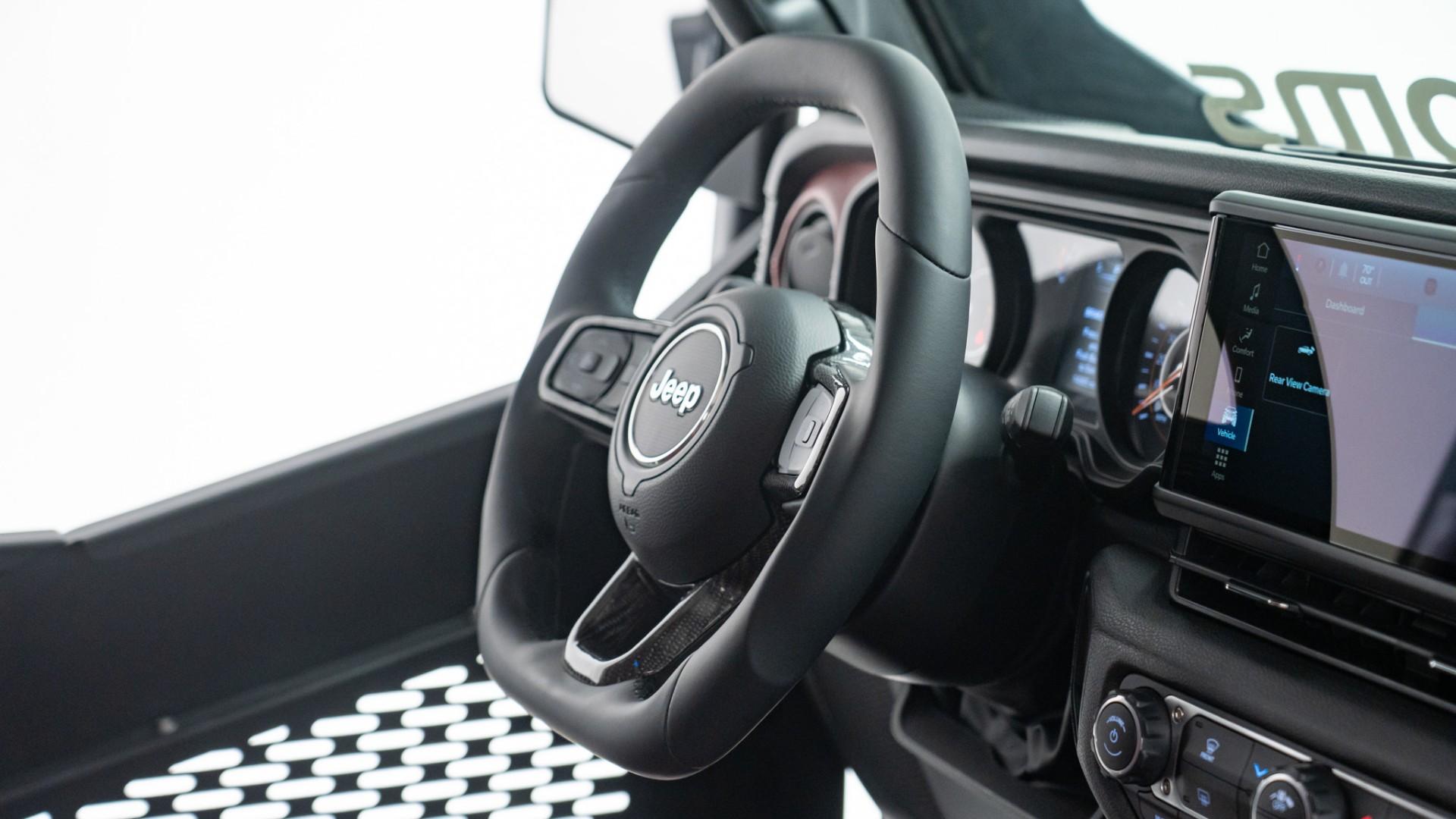 2024 JEEP GLADIATOR in Black, photo 42 of 60
