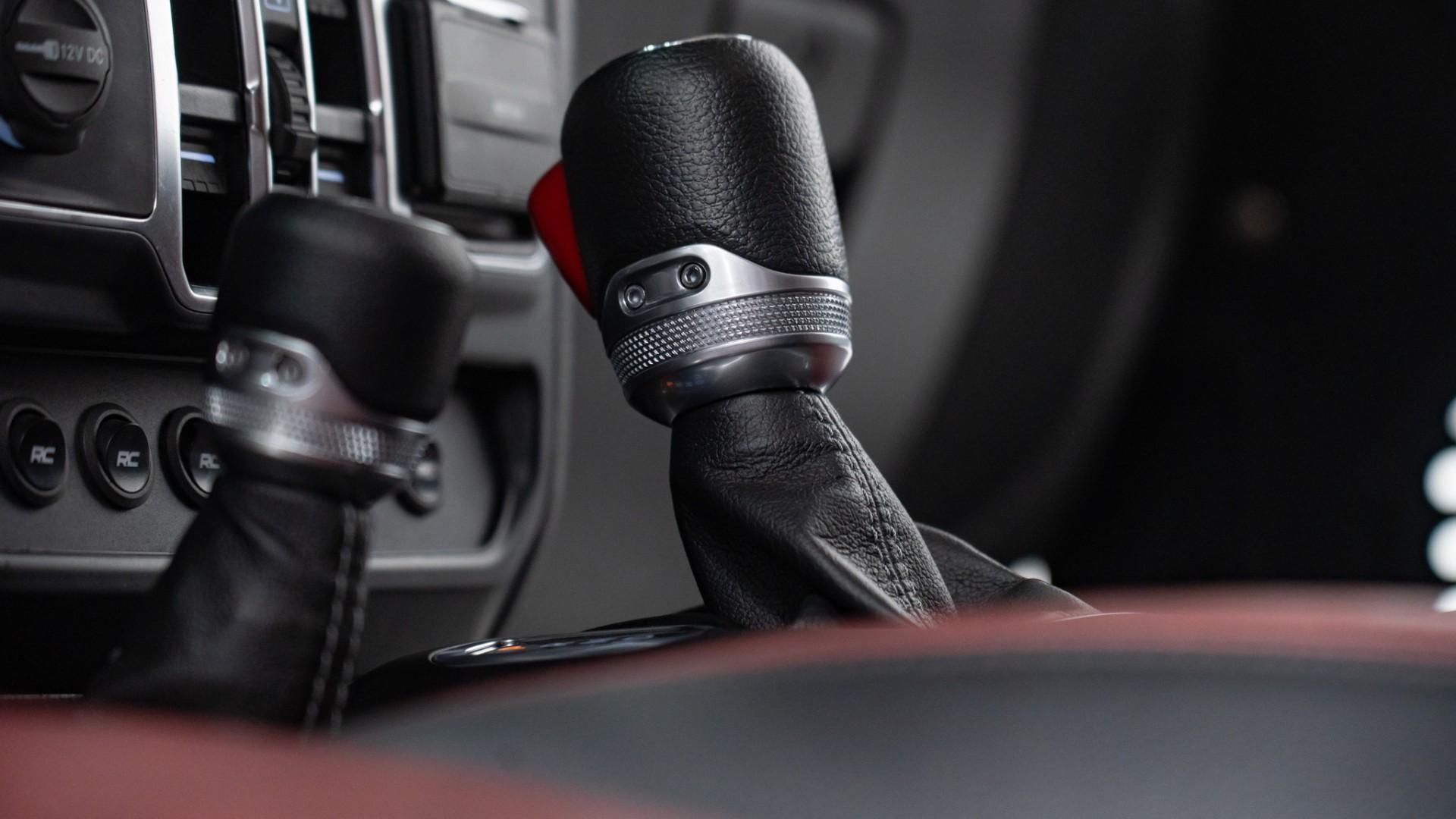 2024 JEEP GLADIATOR in Black, photo 58 of 60