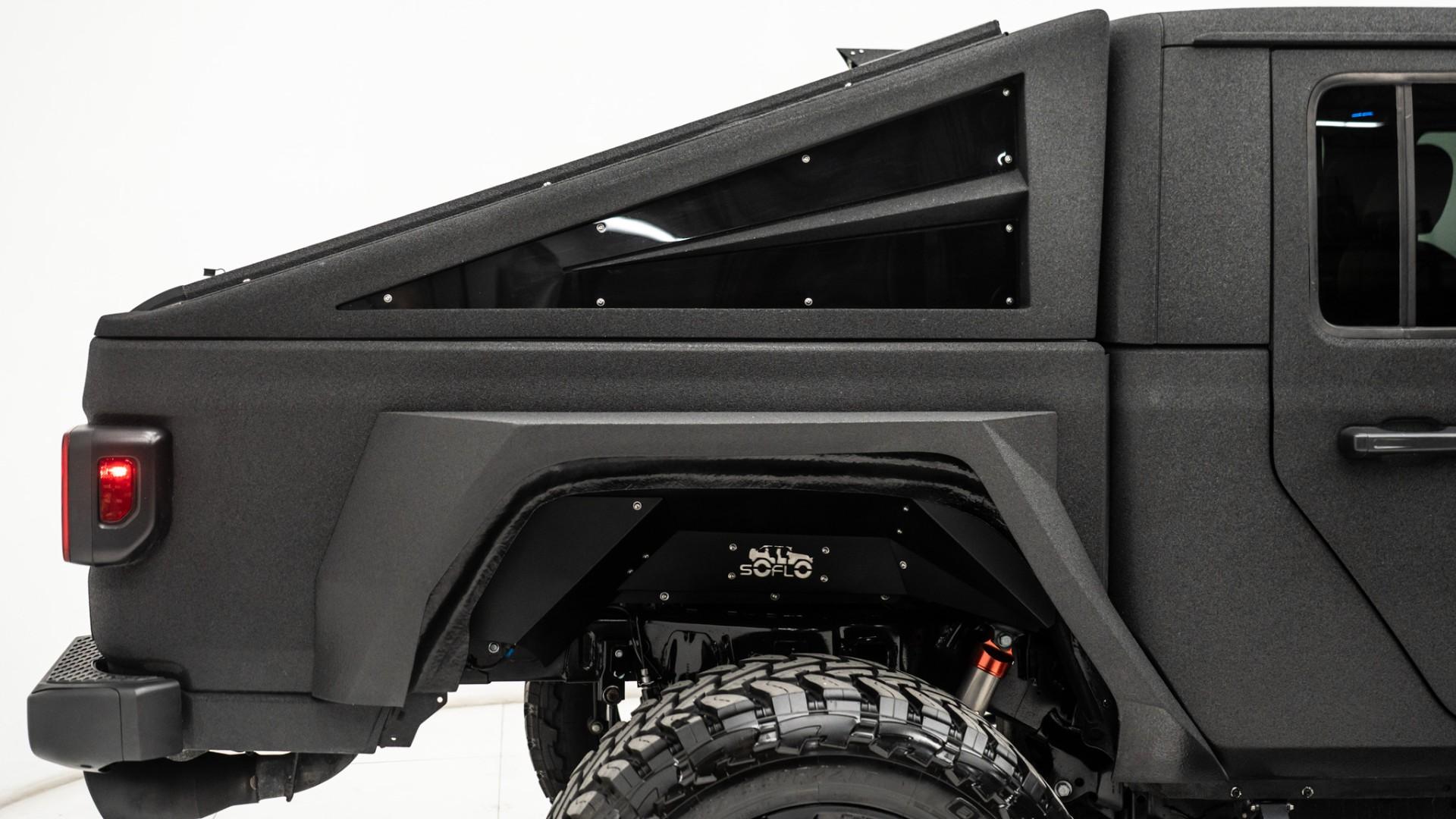 2024 JEEP GLADIATOR in Black, photo 12 of 60