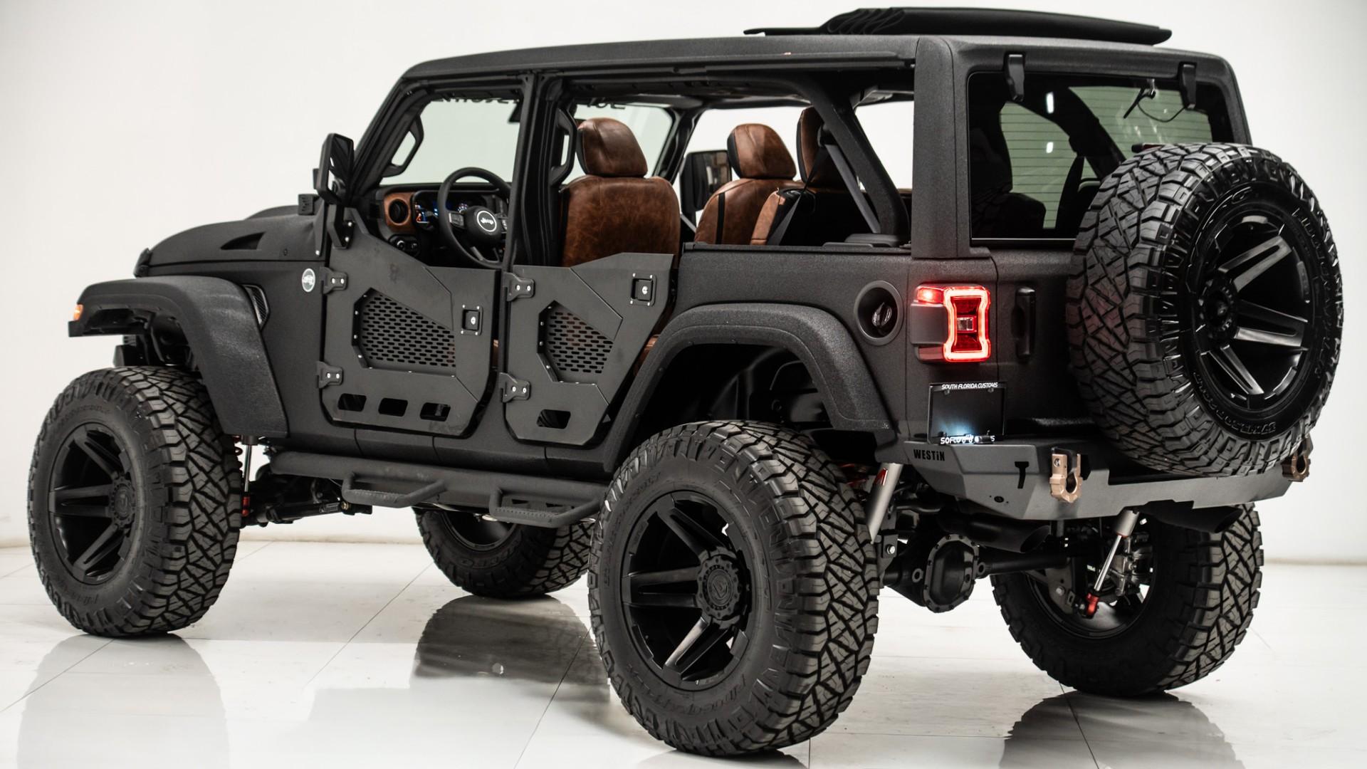 2025 JEEP WRANGLER in Black, photo 13 of 60