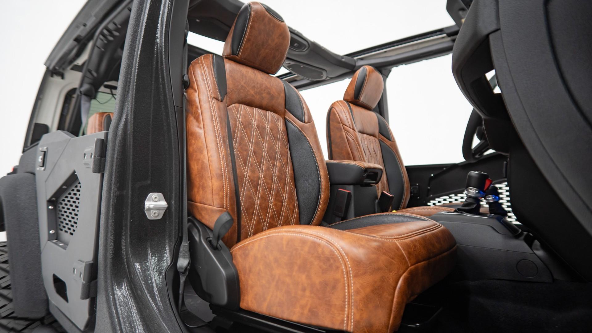 2025 JEEP WRANGLER in Black, photo 49 of 60