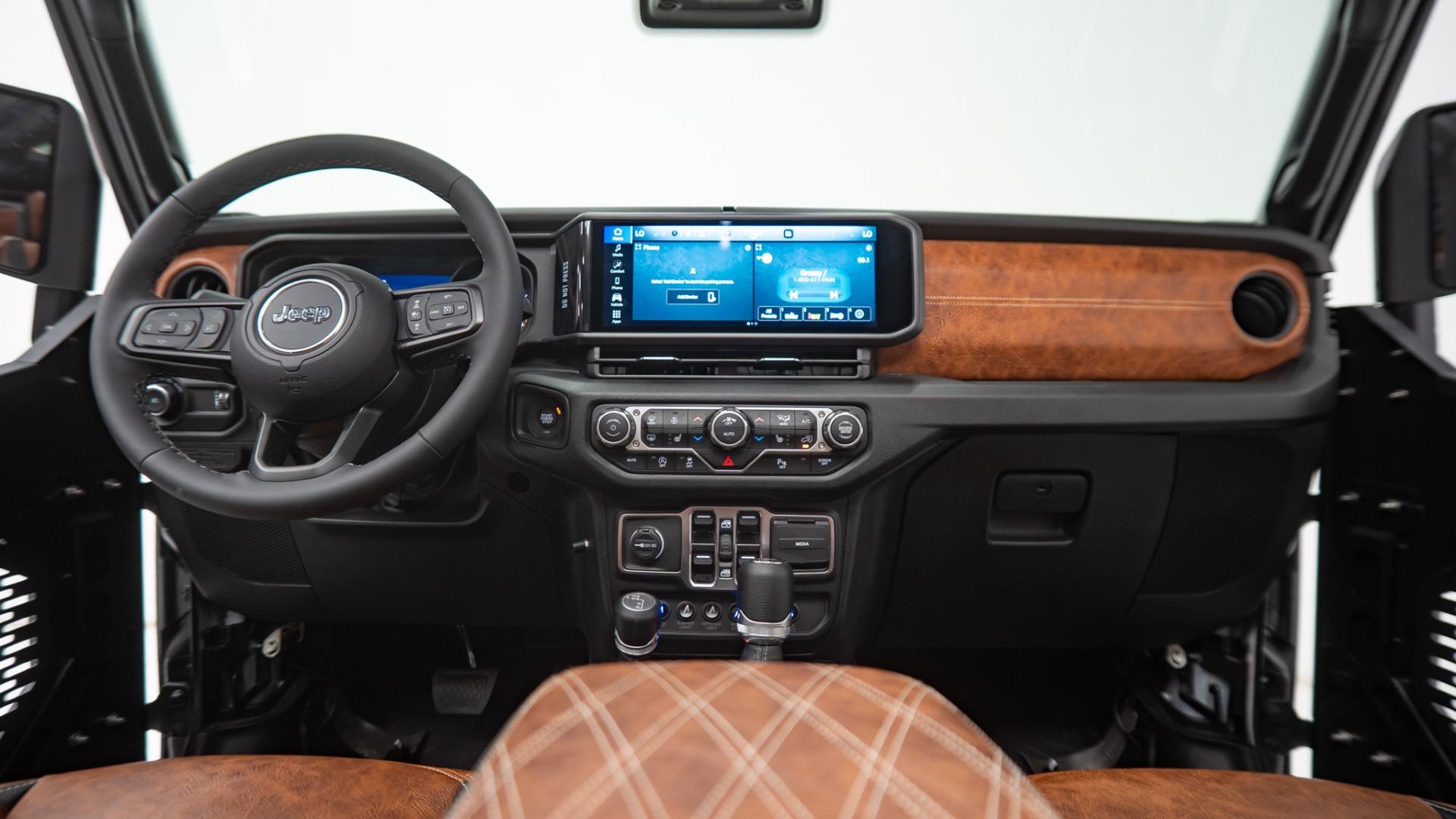 2025 JEEP WRANGLER in Black, photo 54 of 60