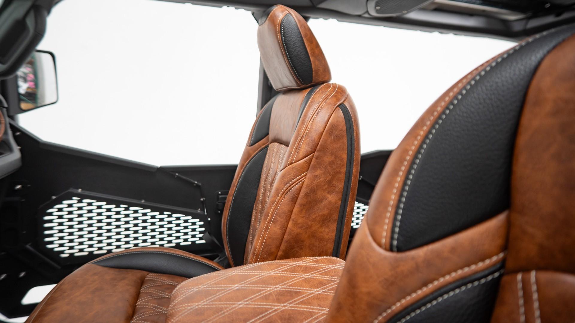 2025 JEEP WRANGLER in Black, photo 45 of 60