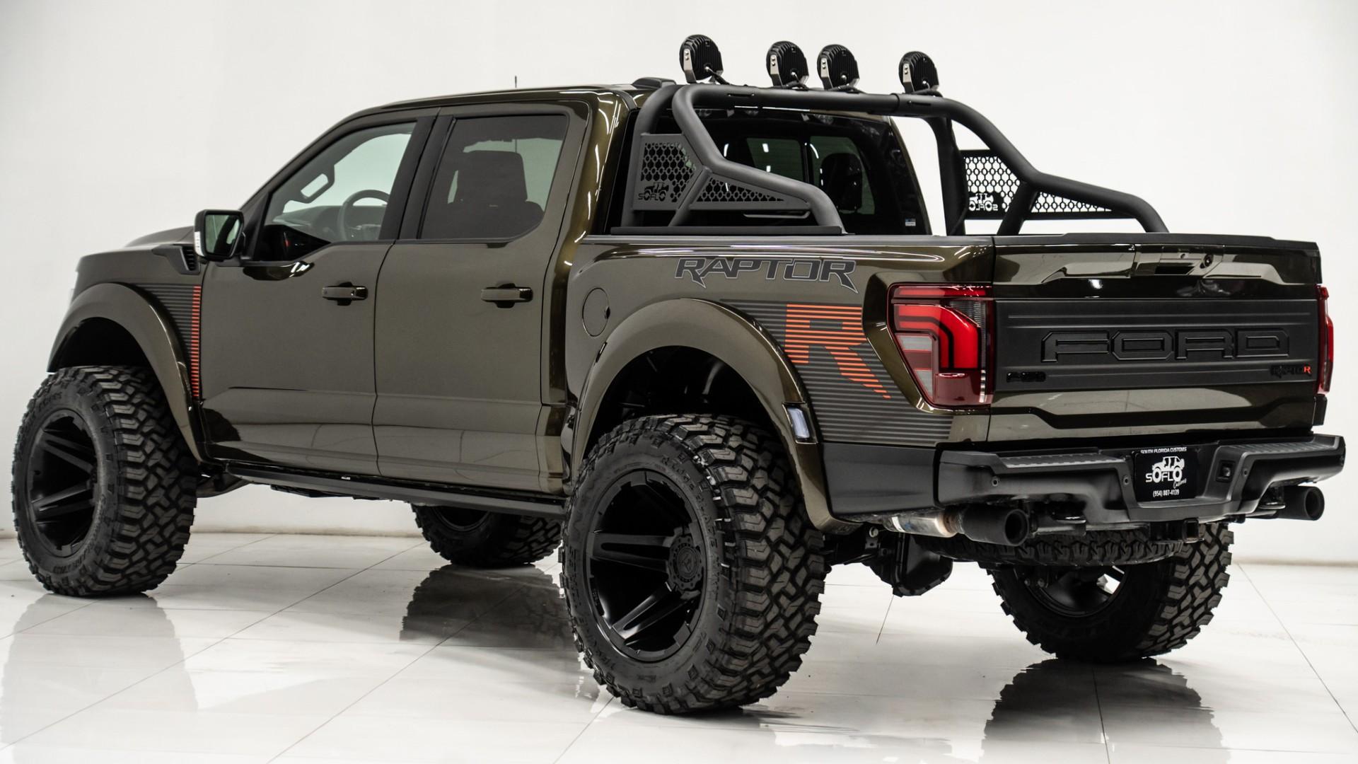 2025 FORD F-150 in Green, photo 3 of 51