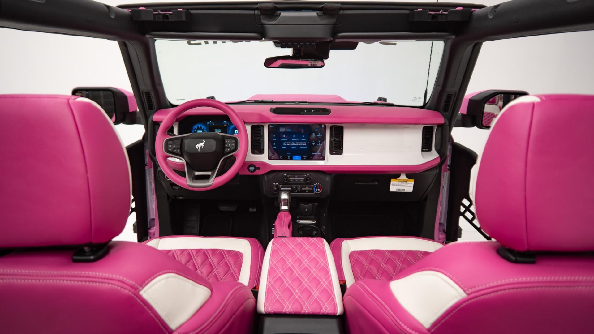 2025 FORD BRONCO in Pink, photo 39 of 55