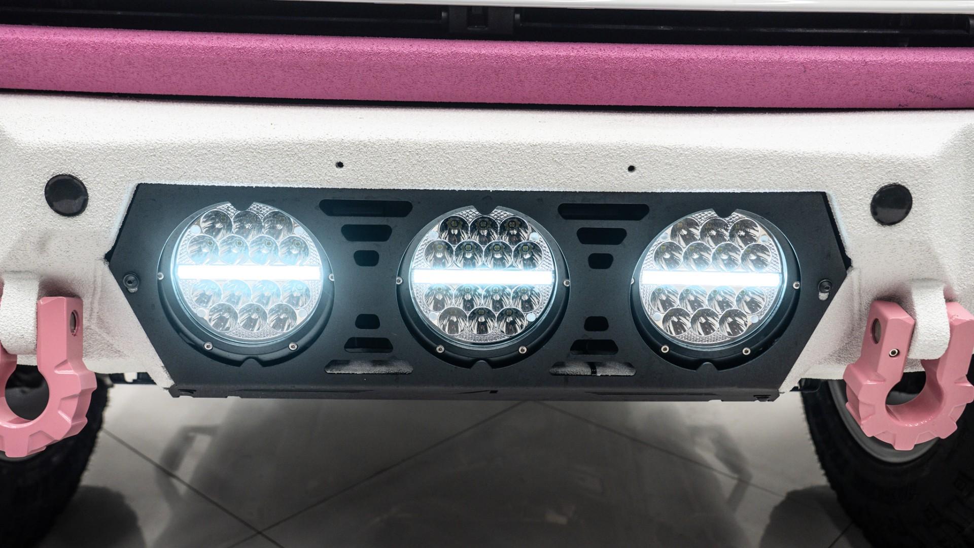 2025 FORD BRONCO in Pink, photo 11 of 55