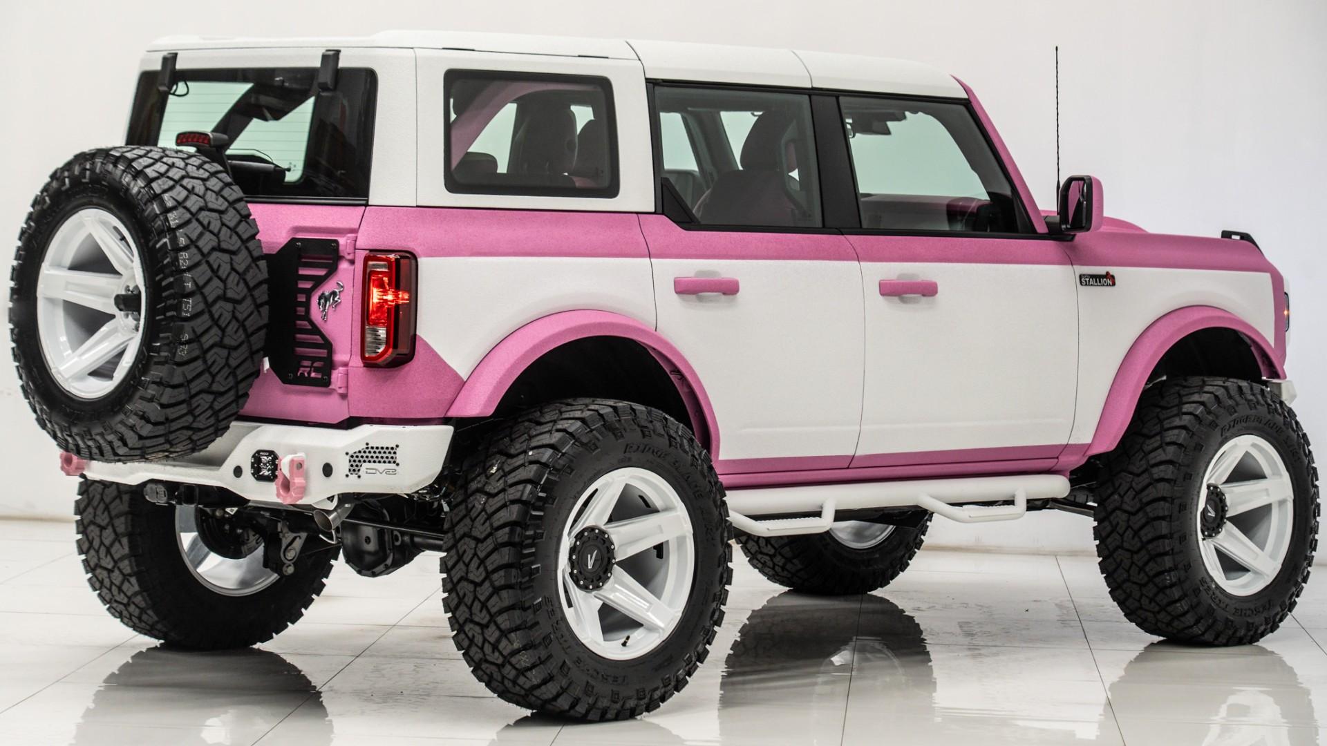 2025 FORD BRONCO in Pink, photo 5 of 55