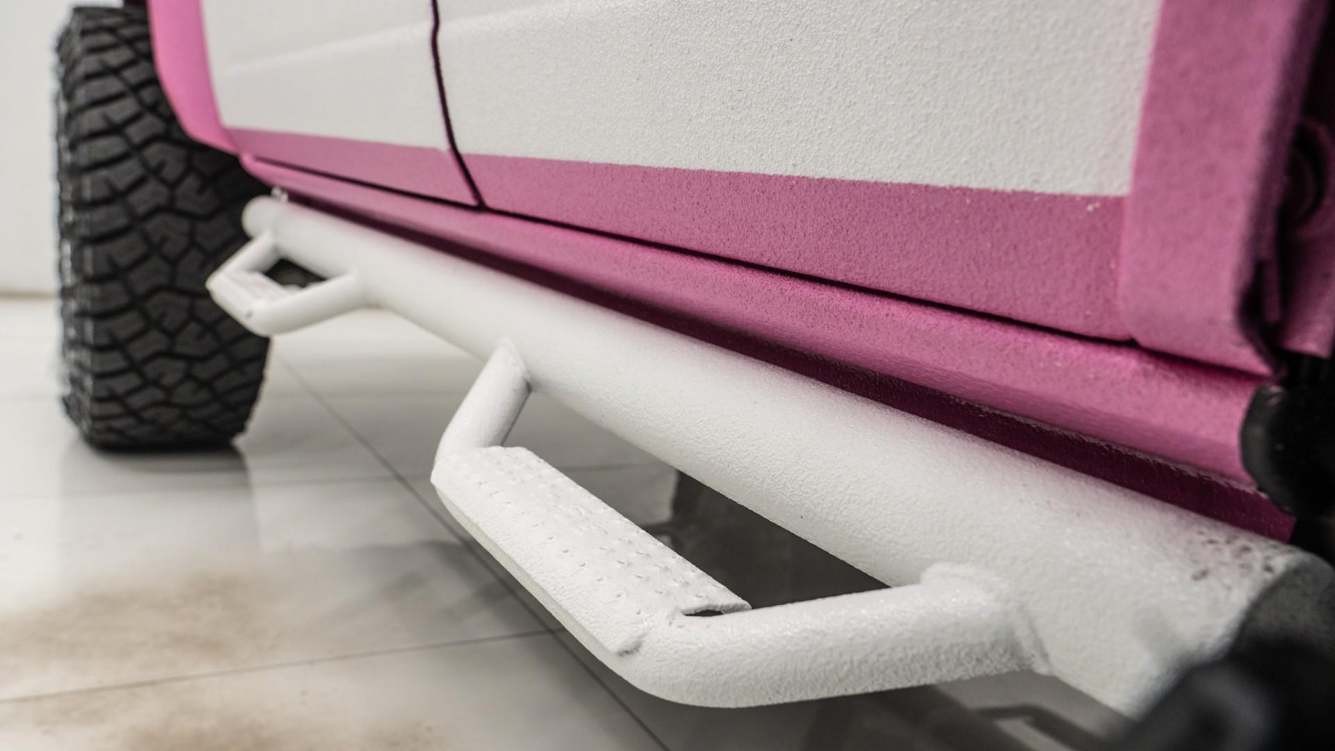 2025 FORD BRONCO in Pink, photo 19 of 55