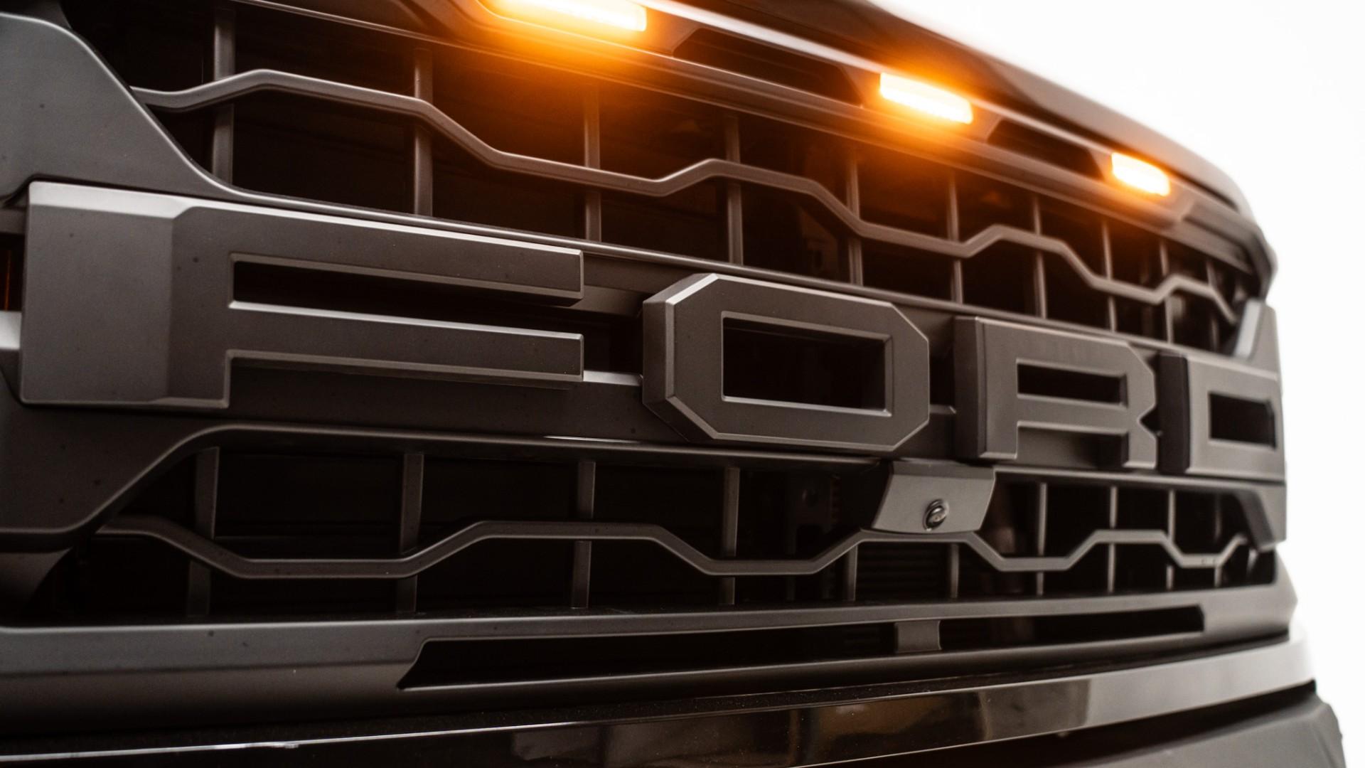 2025 FORD F-150 in Black, photo 11 of 60