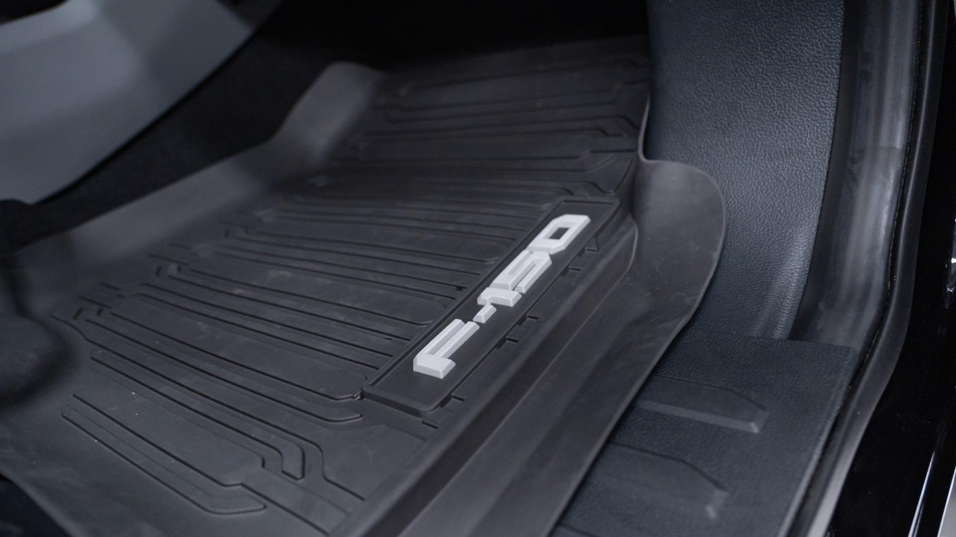 2025 FORD F-150 in Black, photo 49 of 60