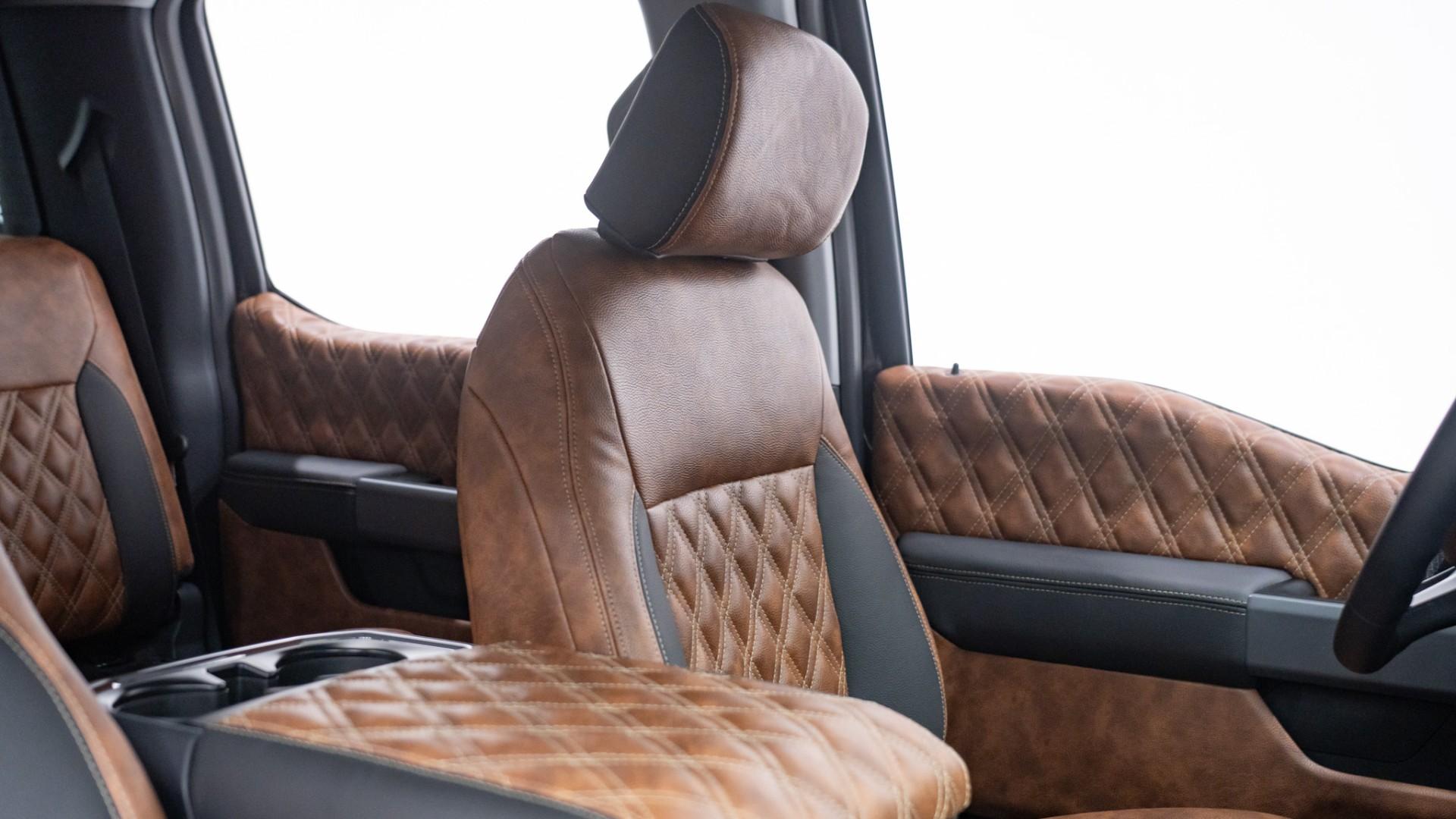 2025 FORD F-150 in Black, photo 53 of 60