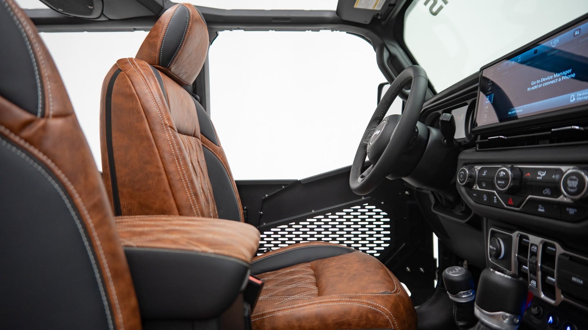 2025 JEEP WRANGLER in Black, photo 48 of 54