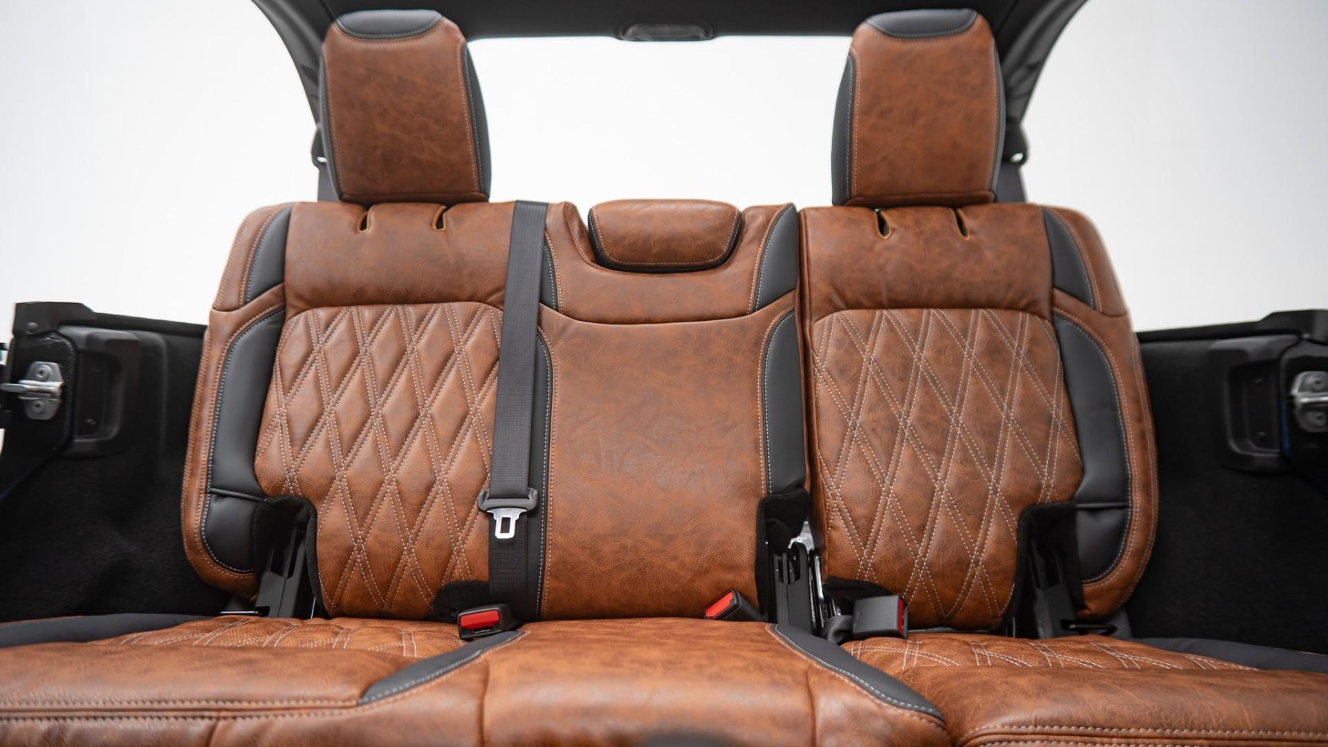 2025 JEEP WRANGLER in Black, photo 36 of 54