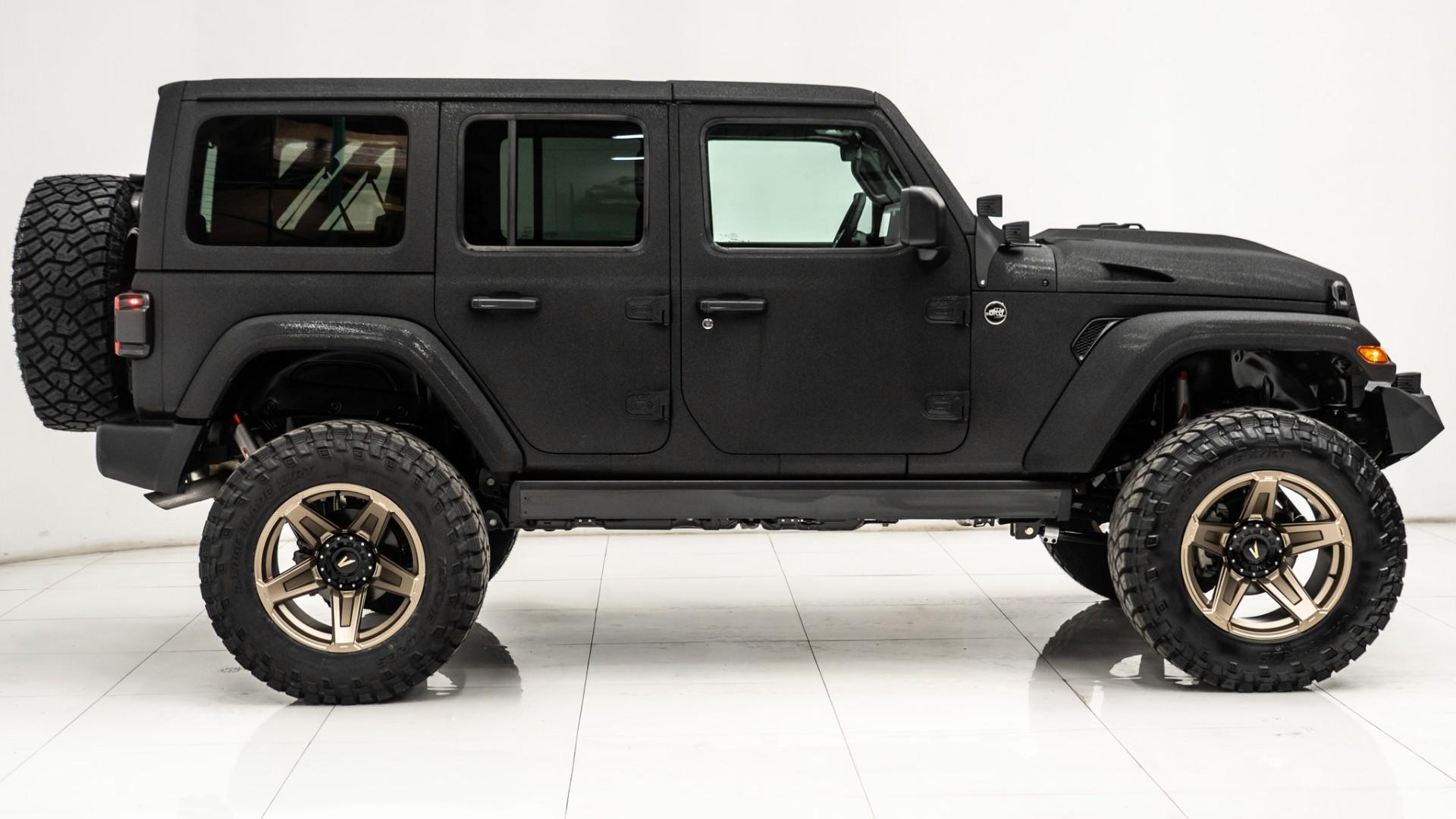 2025 JEEP WRANGLER in Black, photo 4 of 54