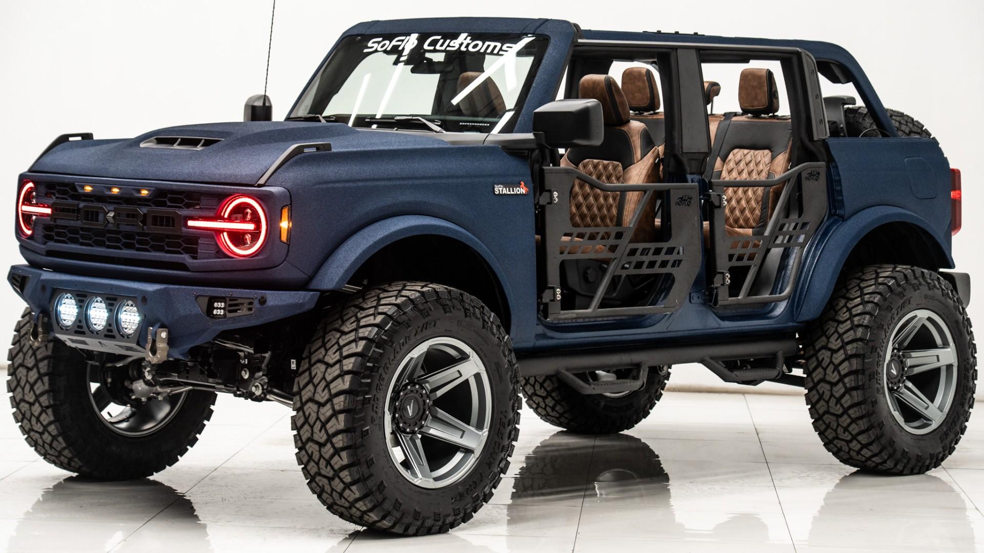 2025 FORD BRONCO in Blue, photo 9 of 56
