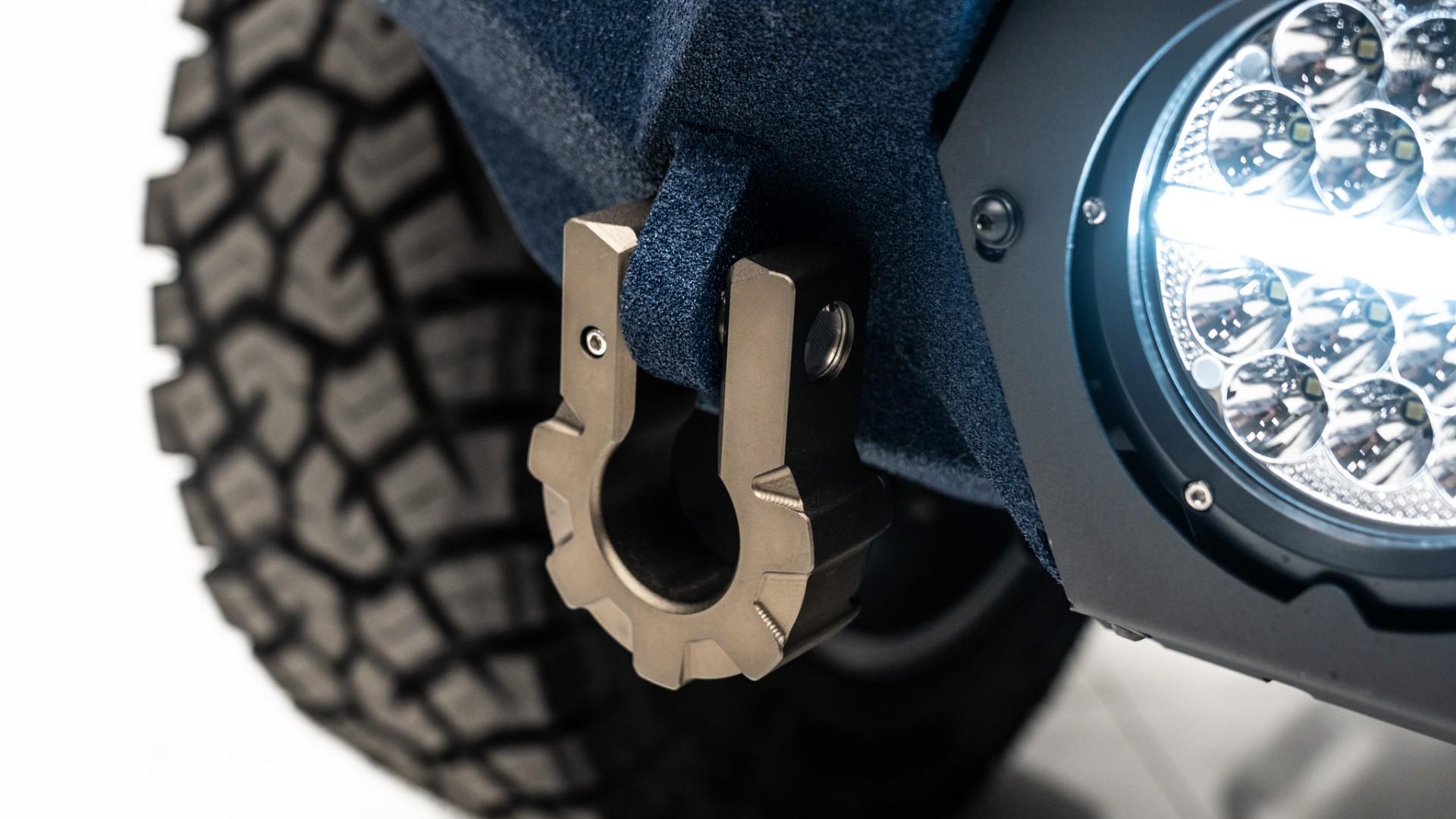 2025 FORD BRONCO in Blue, photo 16 of 56