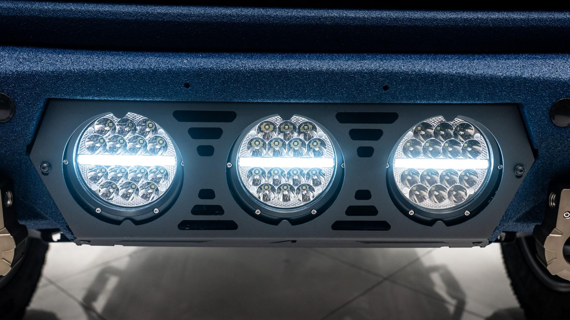 2025 FORD BRONCO in Blue, photo 17 of 56