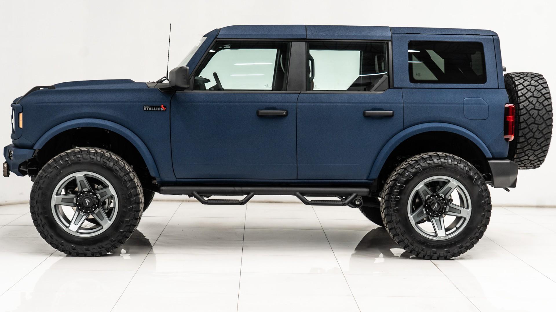 2025 FORD BRONCO in Blue, photo 21 of 56