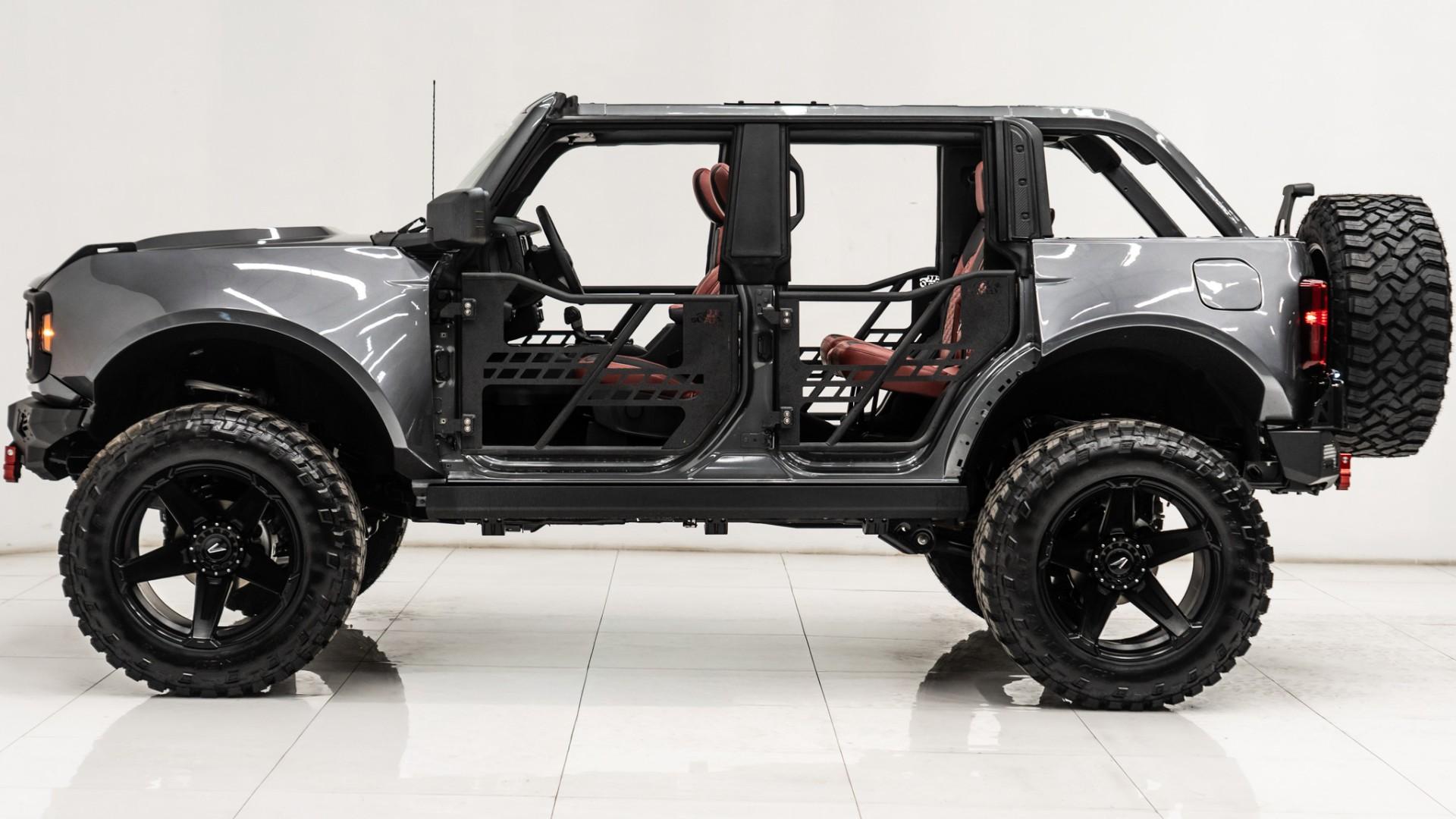 2025 FORD BRONCO in Gray, photo 10 of 60