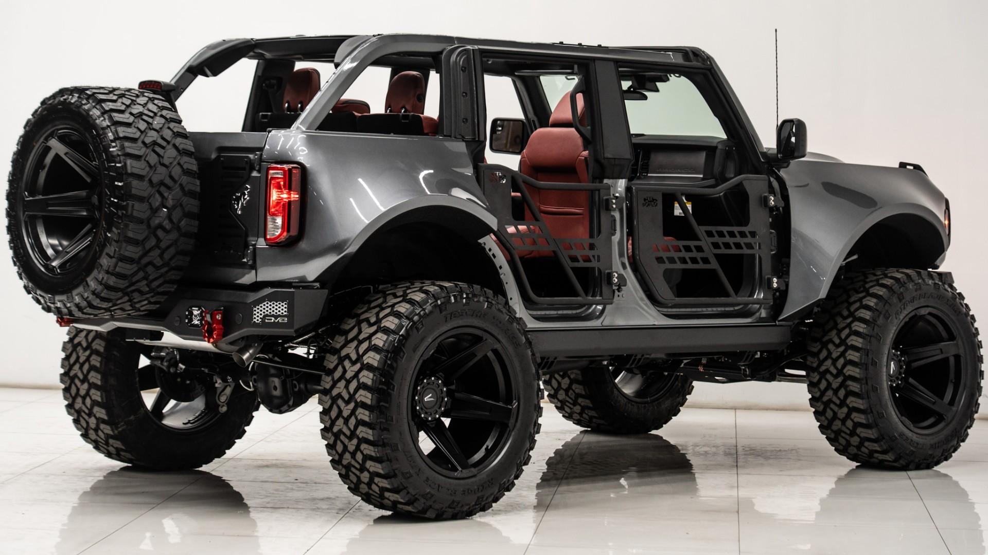 2025 FORD BRONCO in Gray, photo 11 of 60
