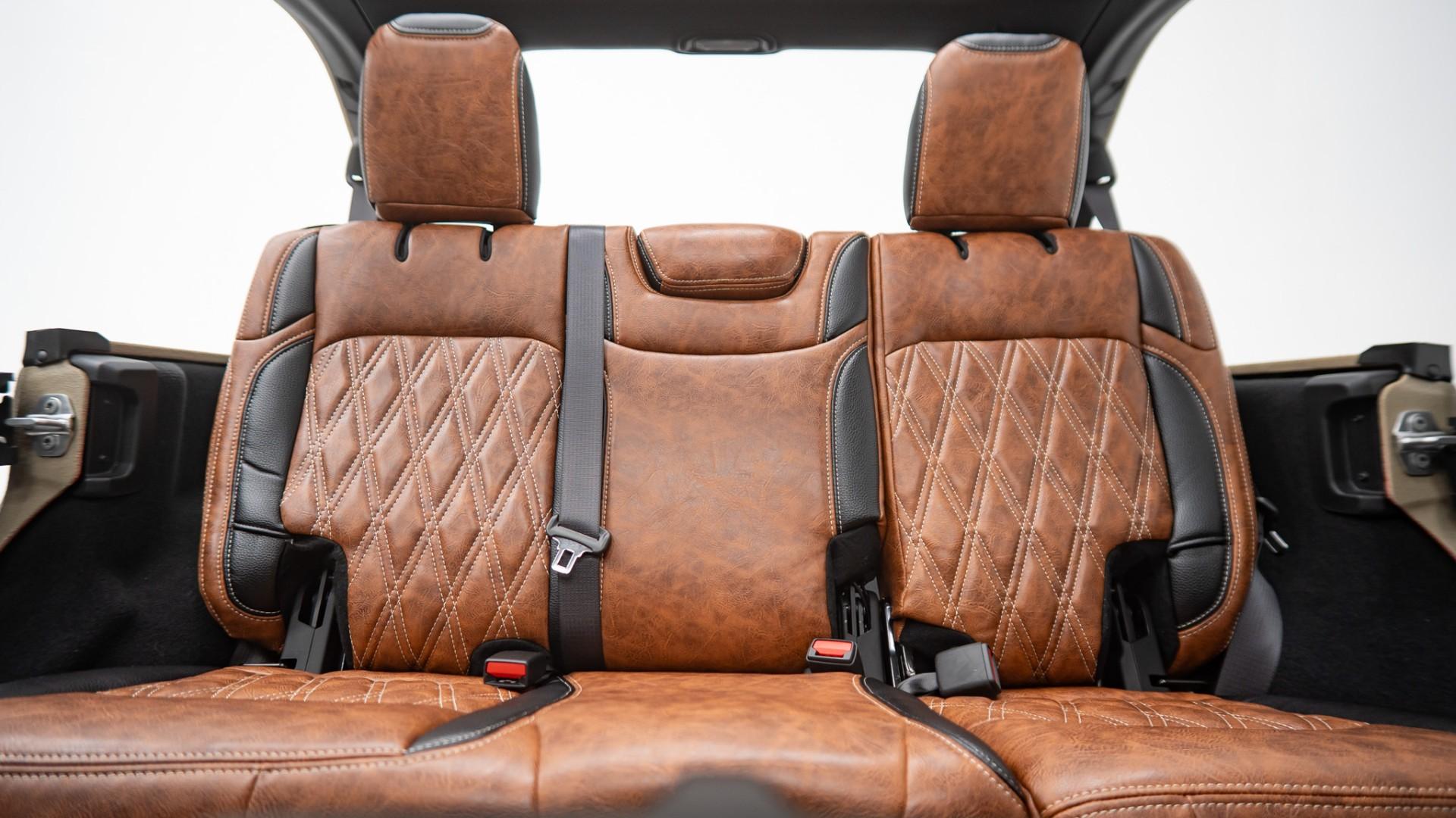 2024 JEEP WRANGLER in Tan, photo 36 of 58