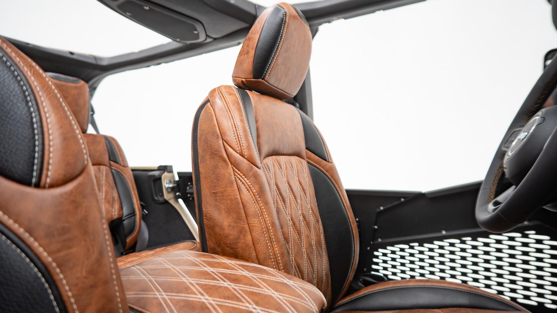2024 JEEP WRANGLER in Tan, photo 50 of 58