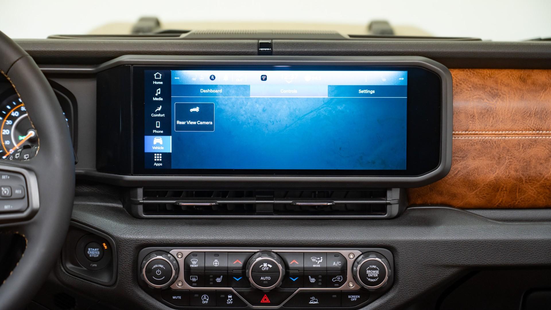 2024 JEEP WRANGLER in Tan, photo 53 of 58