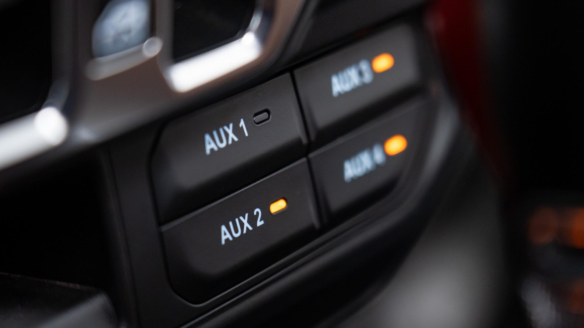 2024 JEEP WRANGLER in Tan, photo 55 of 58